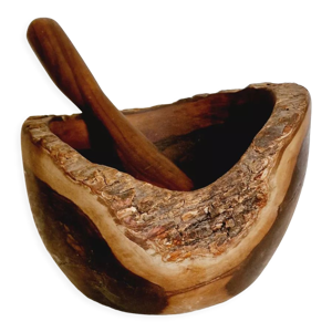 mortier et pilon en bois