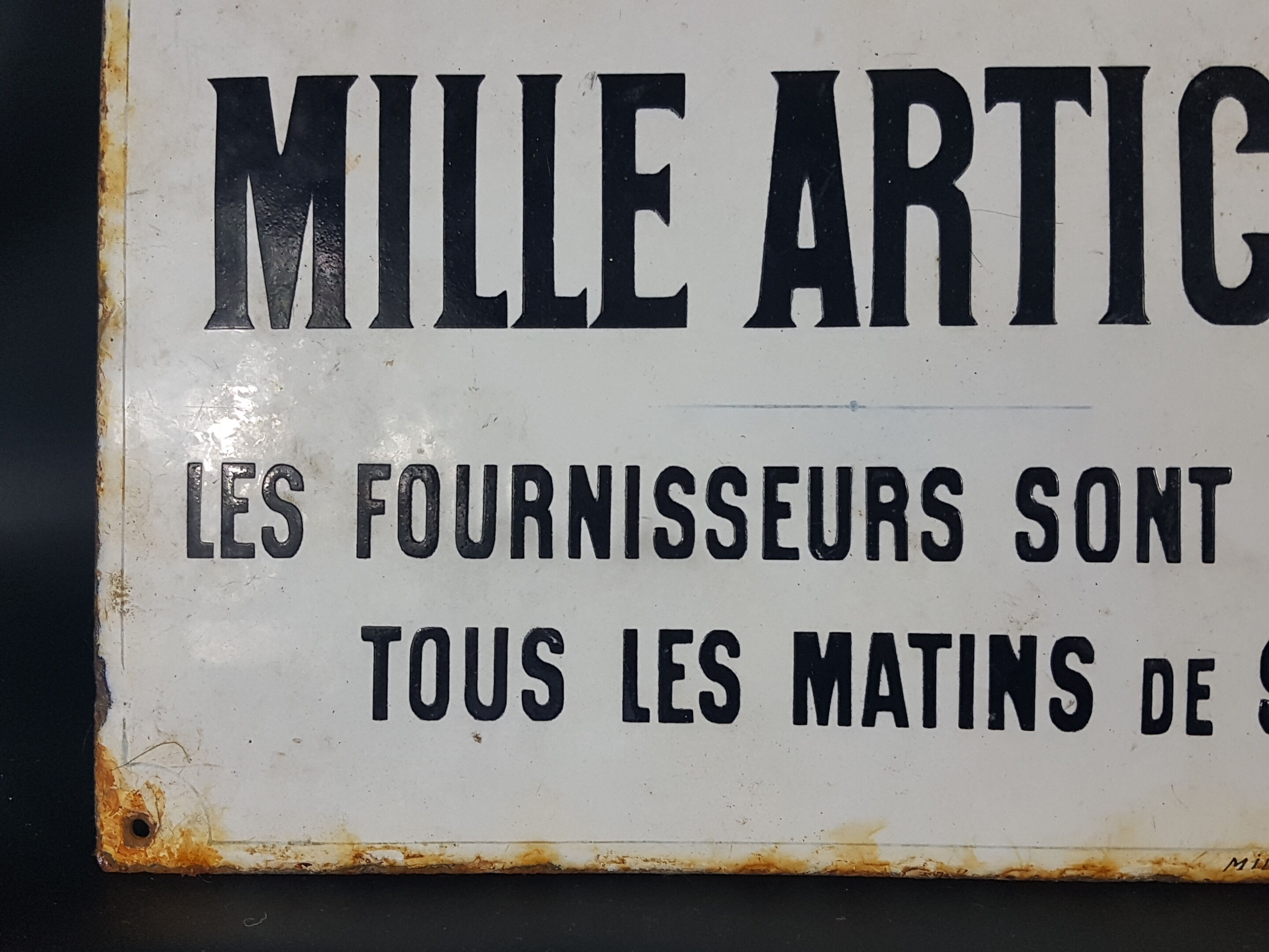 Old enamelled plaque "Golestan Store, Thousand Items" Vintage.