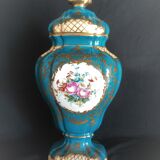 Pair of vases with porcelain lids from Paris, late 19th century