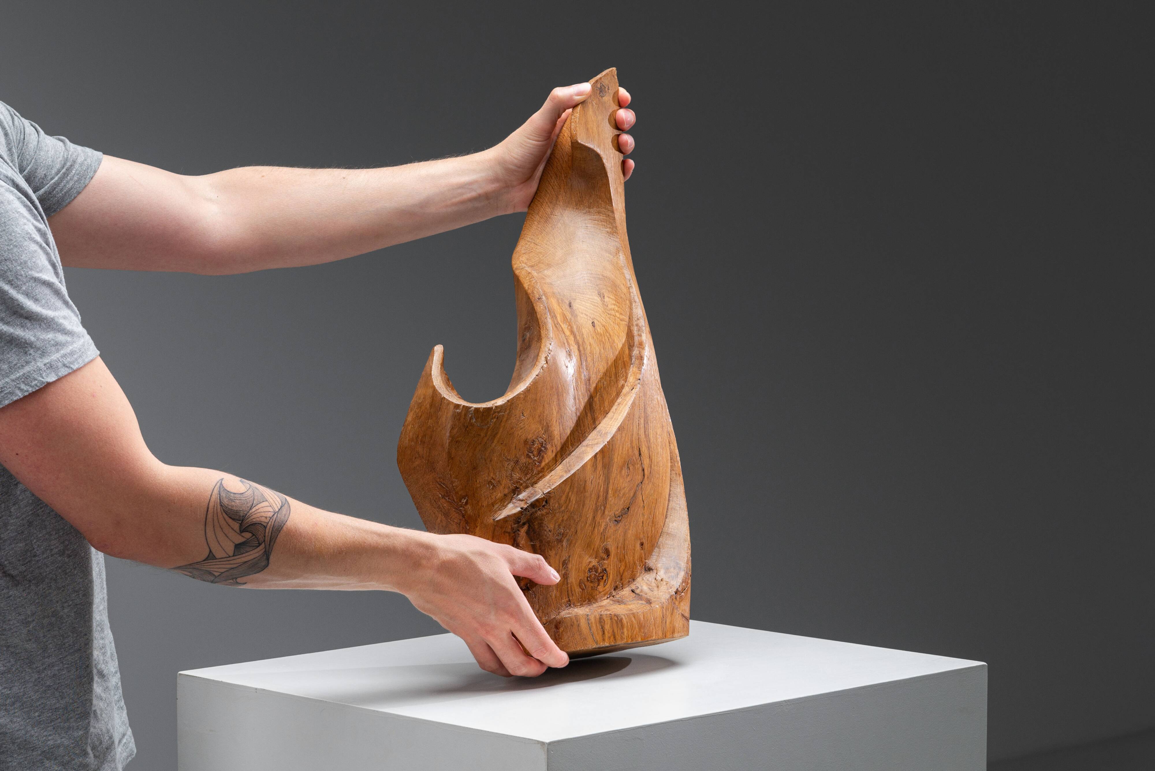 Forme sculpturale en chêne solide