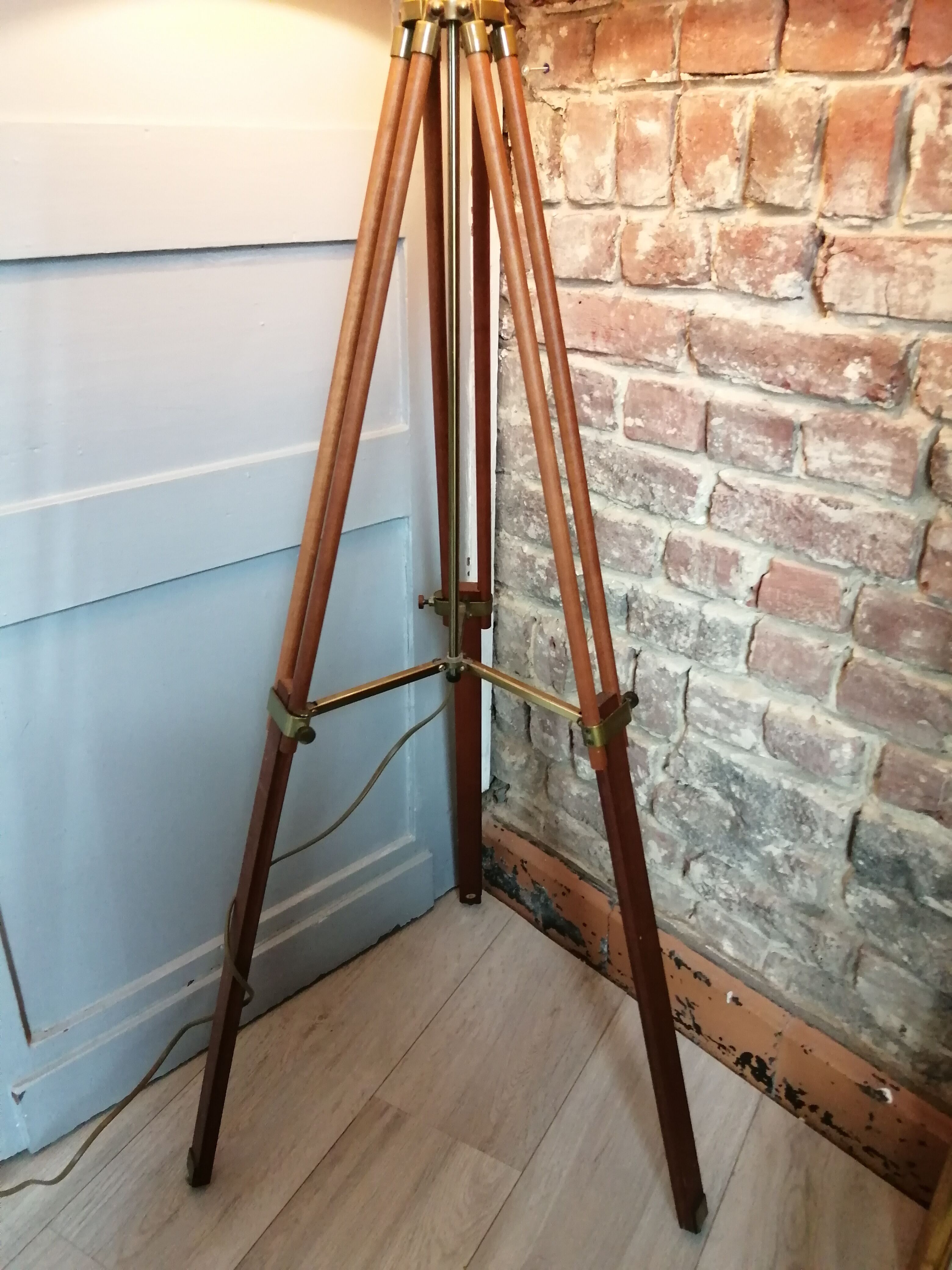 Lampadaire trépieds bois