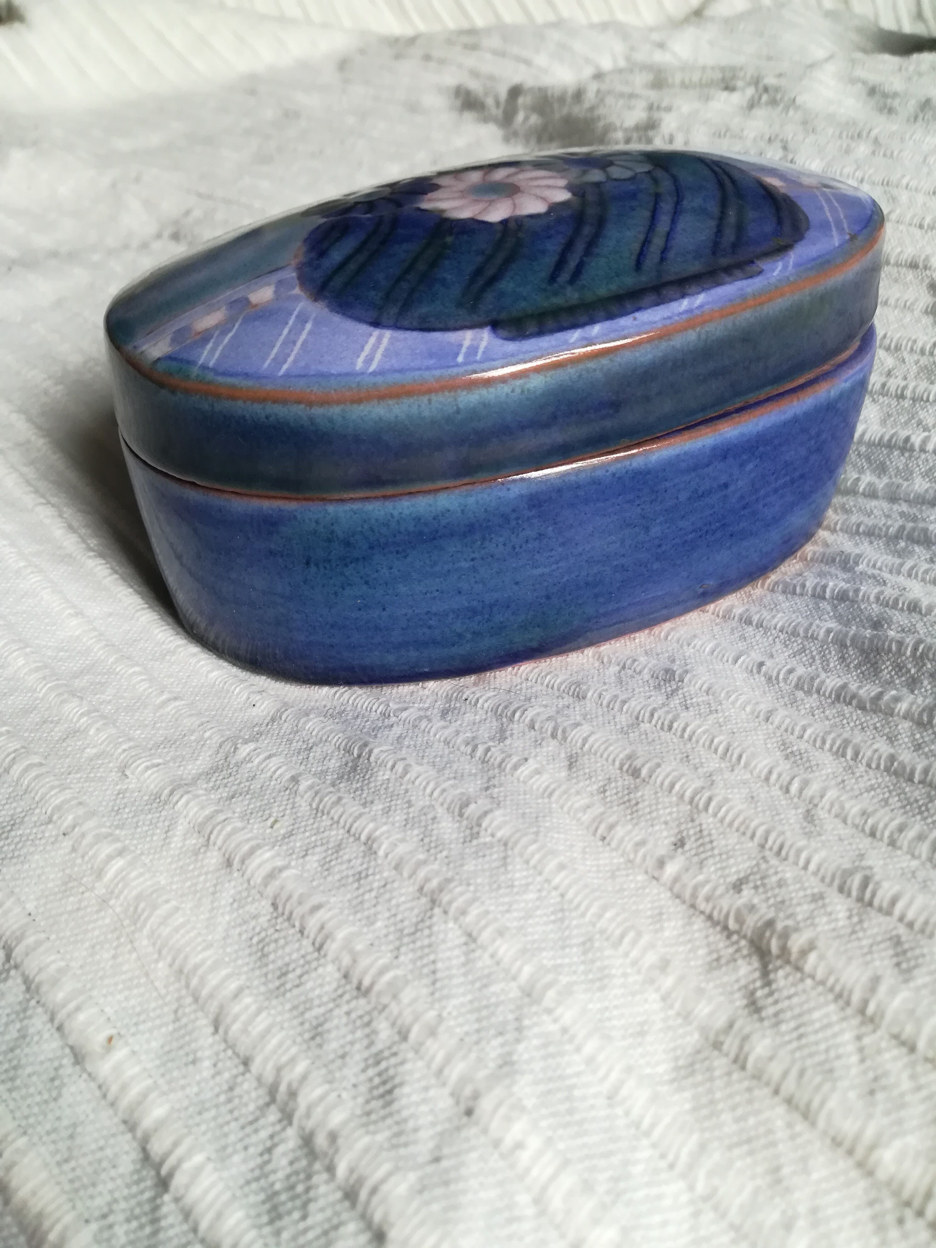 Cloutier Freres Oval Box