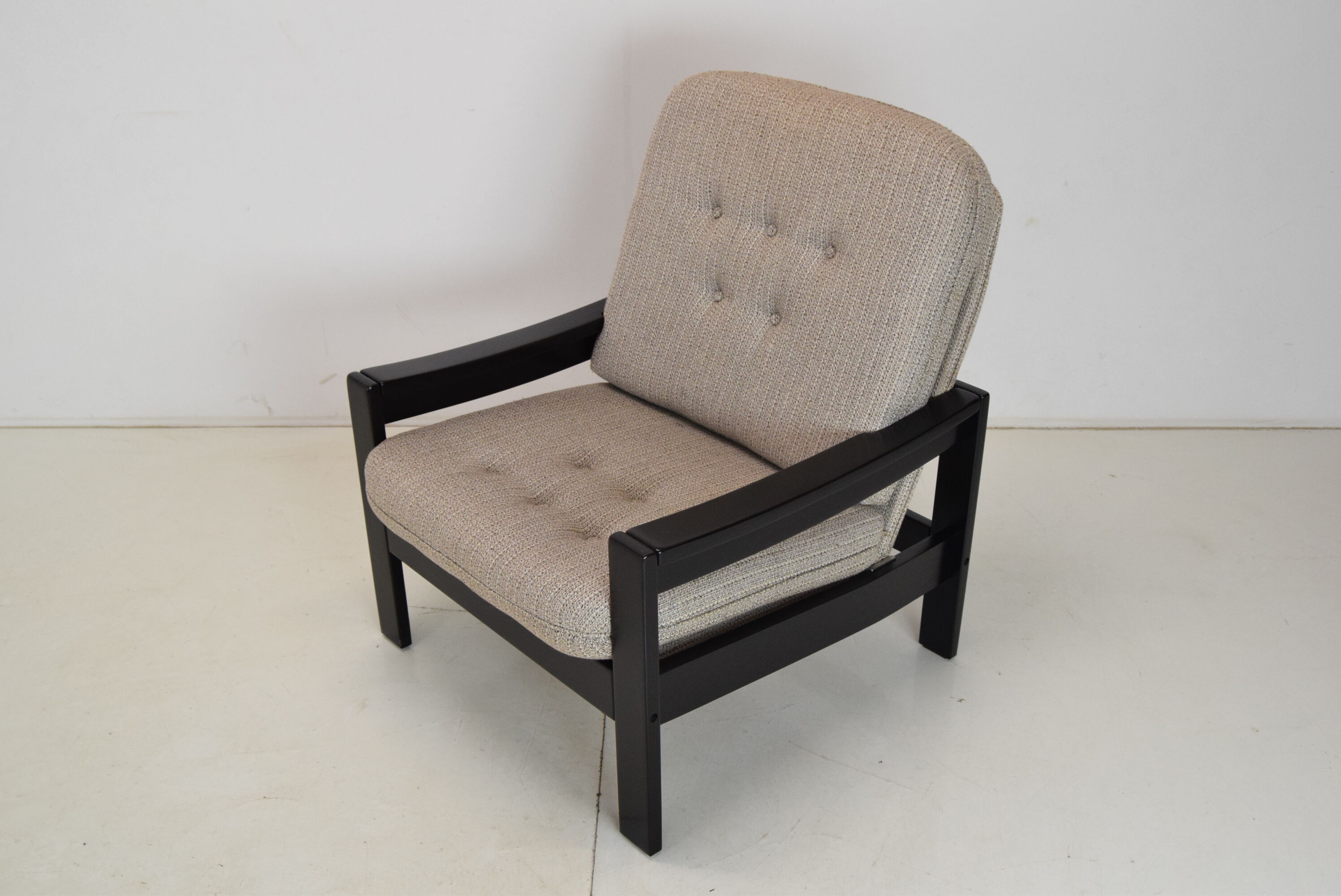 mid-century armchair Leda lux 1980's