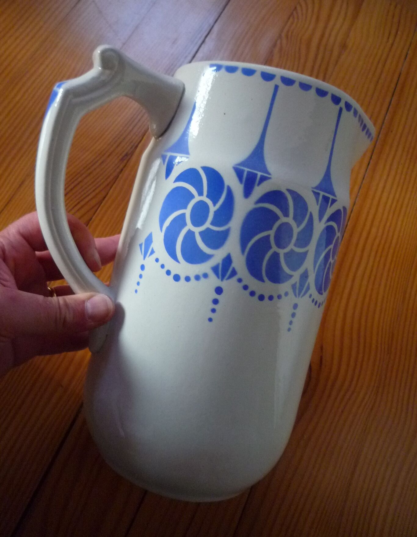 Washbasin and broc set 1930s