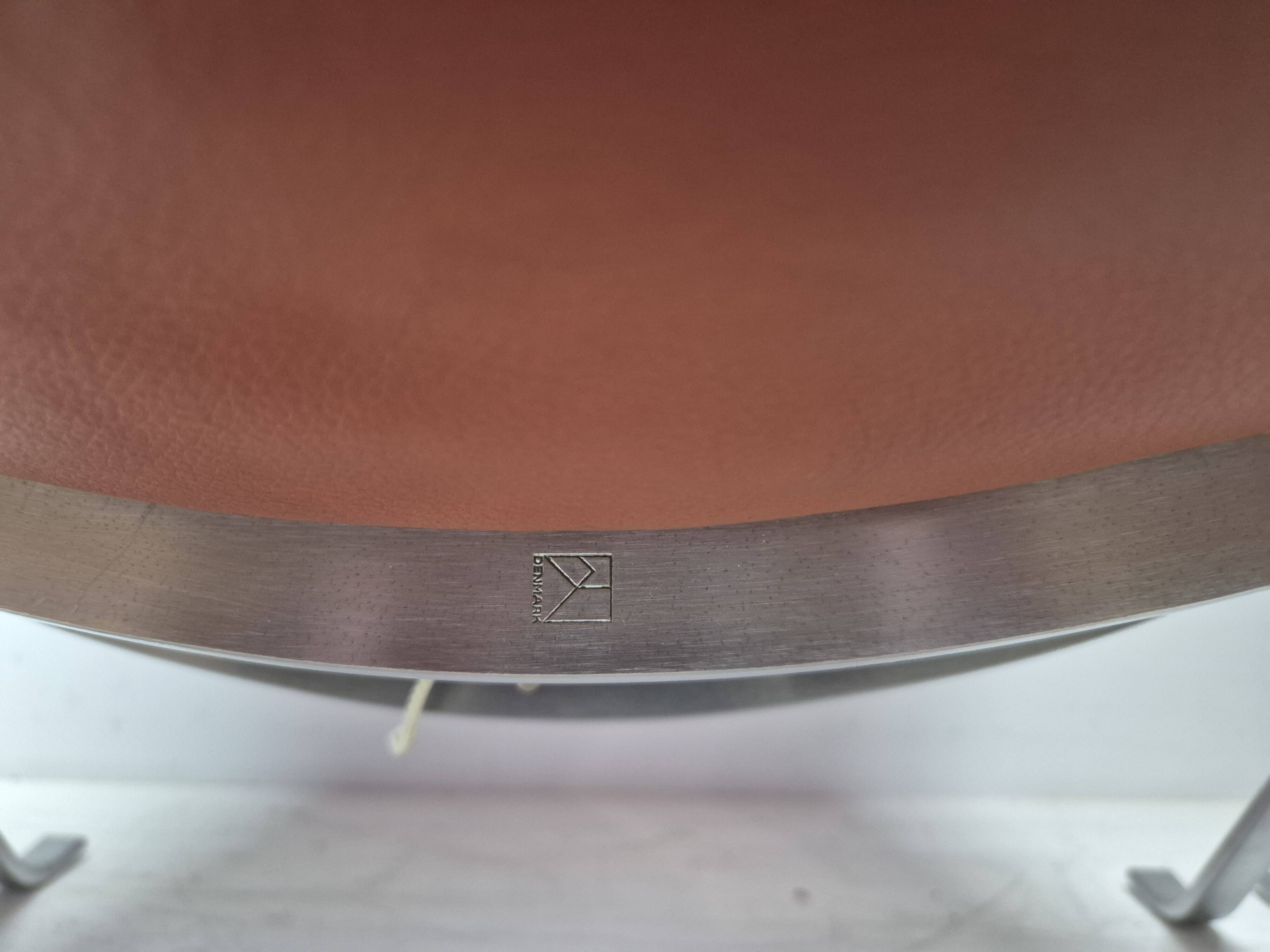 Poul Kjaerholm (1929-1980) pair of PK22 low chairs, Kold Christensen