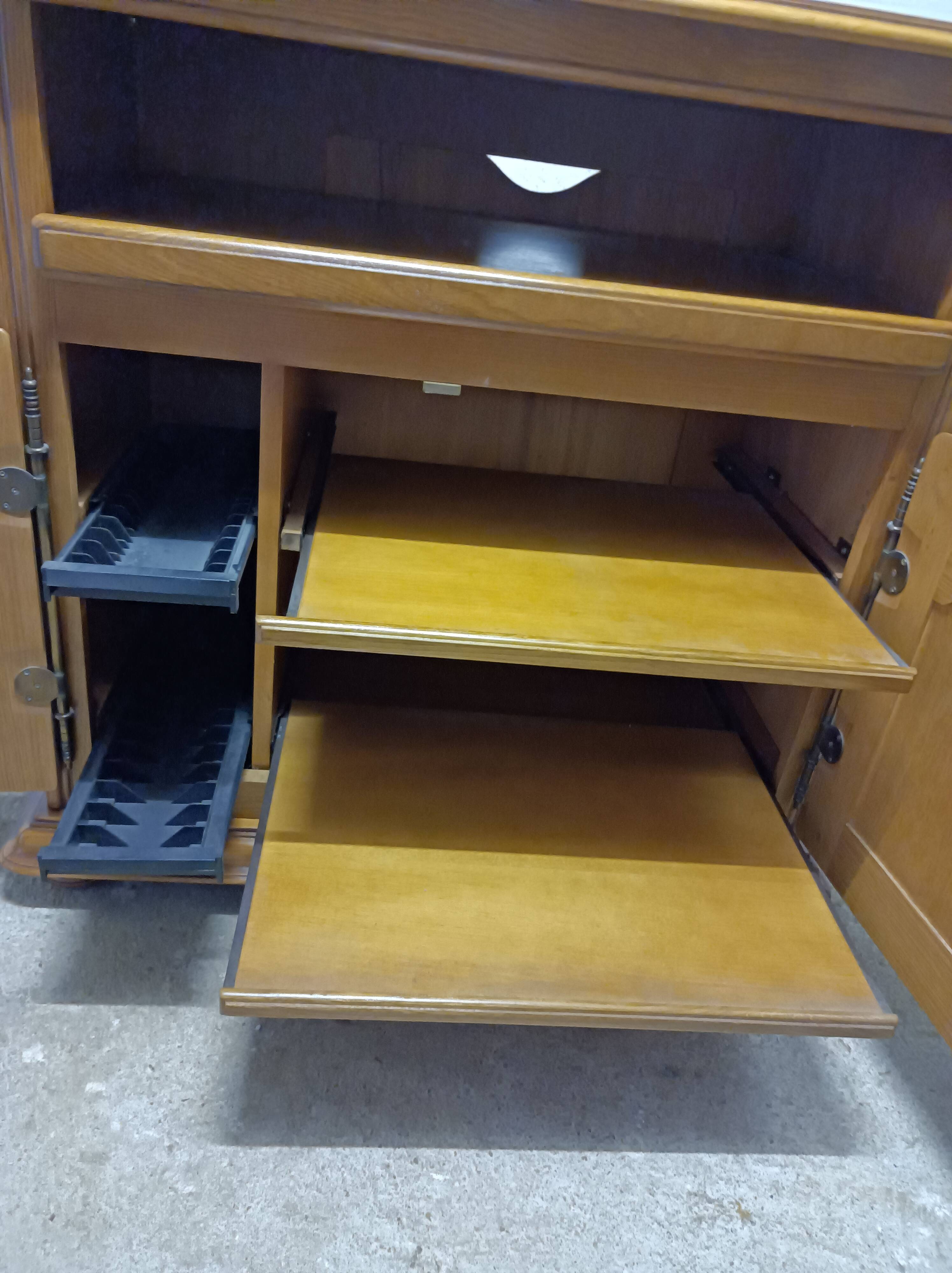 Meuble plateau tournant