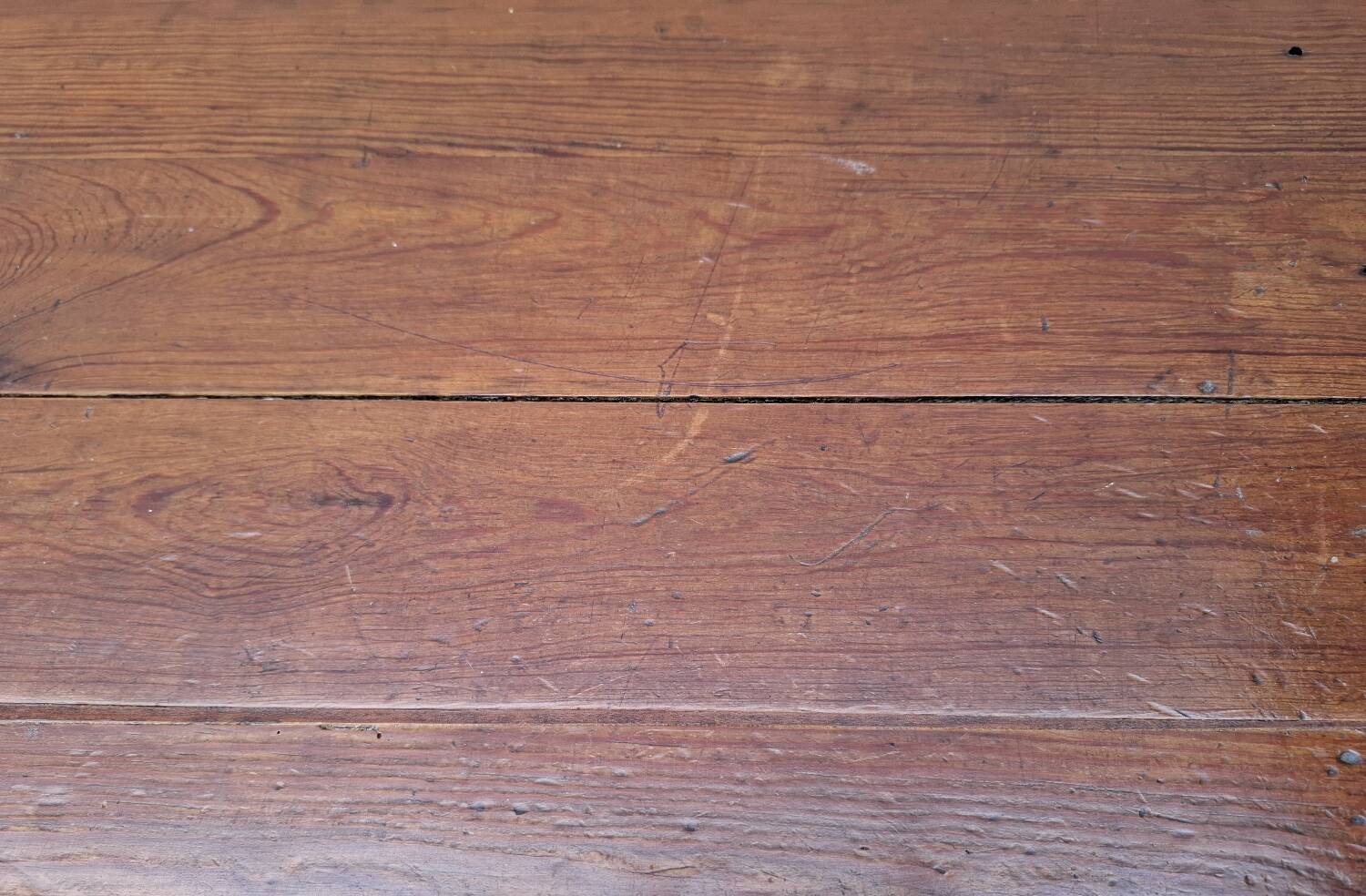 Table de ferme en chêne et sapin