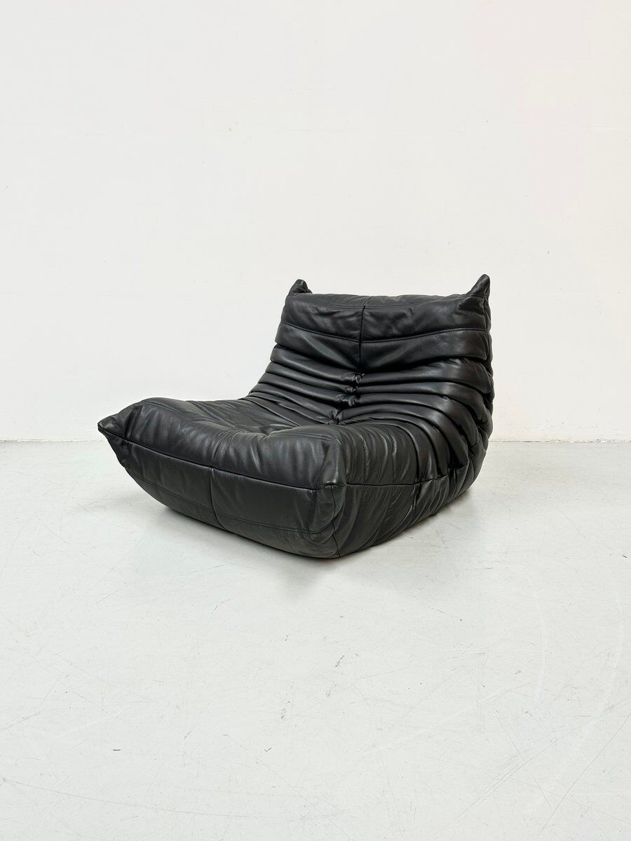 French black leather Togo lounge chair by Michel Ducaroy for Ligne Roset, 1970s