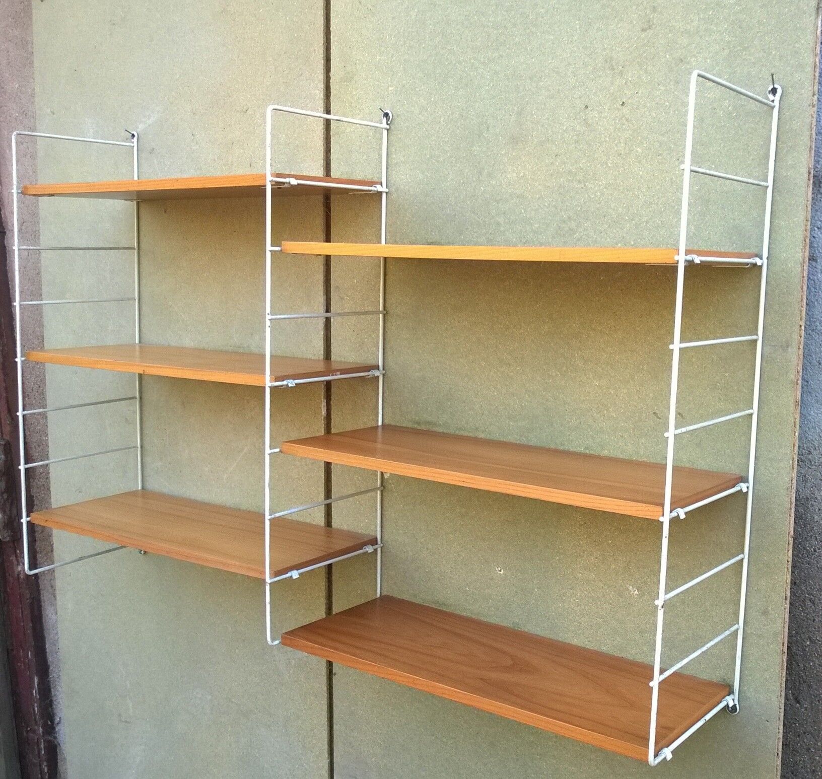 String shelf 60's
