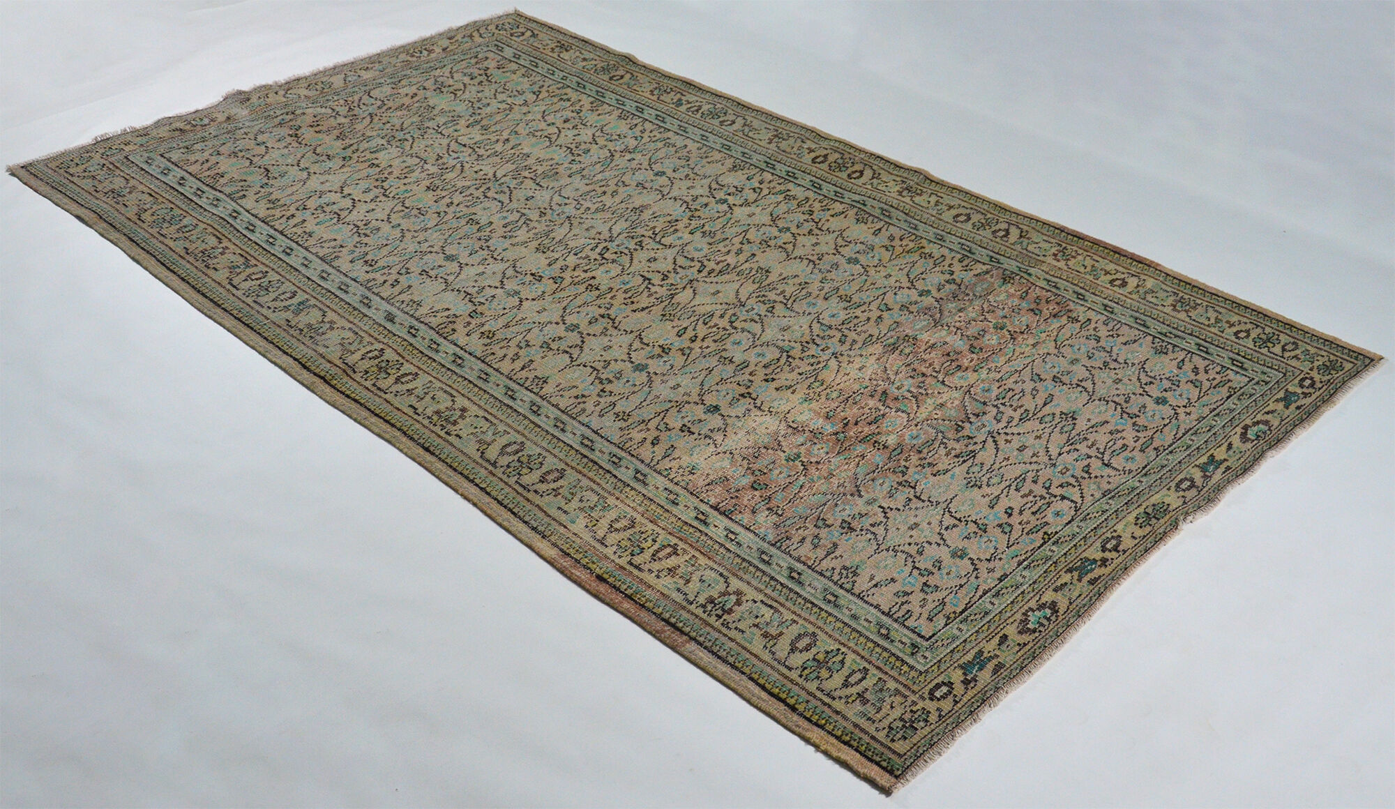 Anatolian handmade vintage rug 280 cm x 170 cm