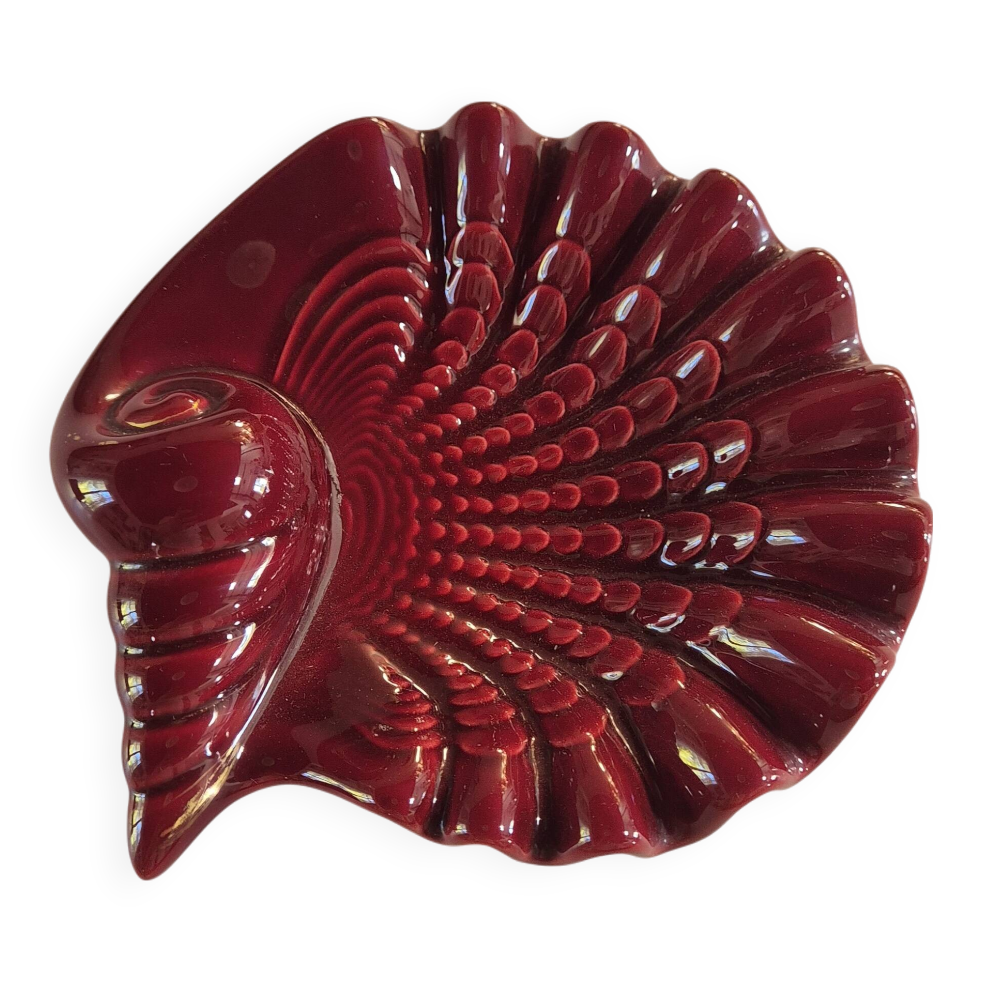 Vallauris red burgundy shell ashtray pocket emptier from the 60s