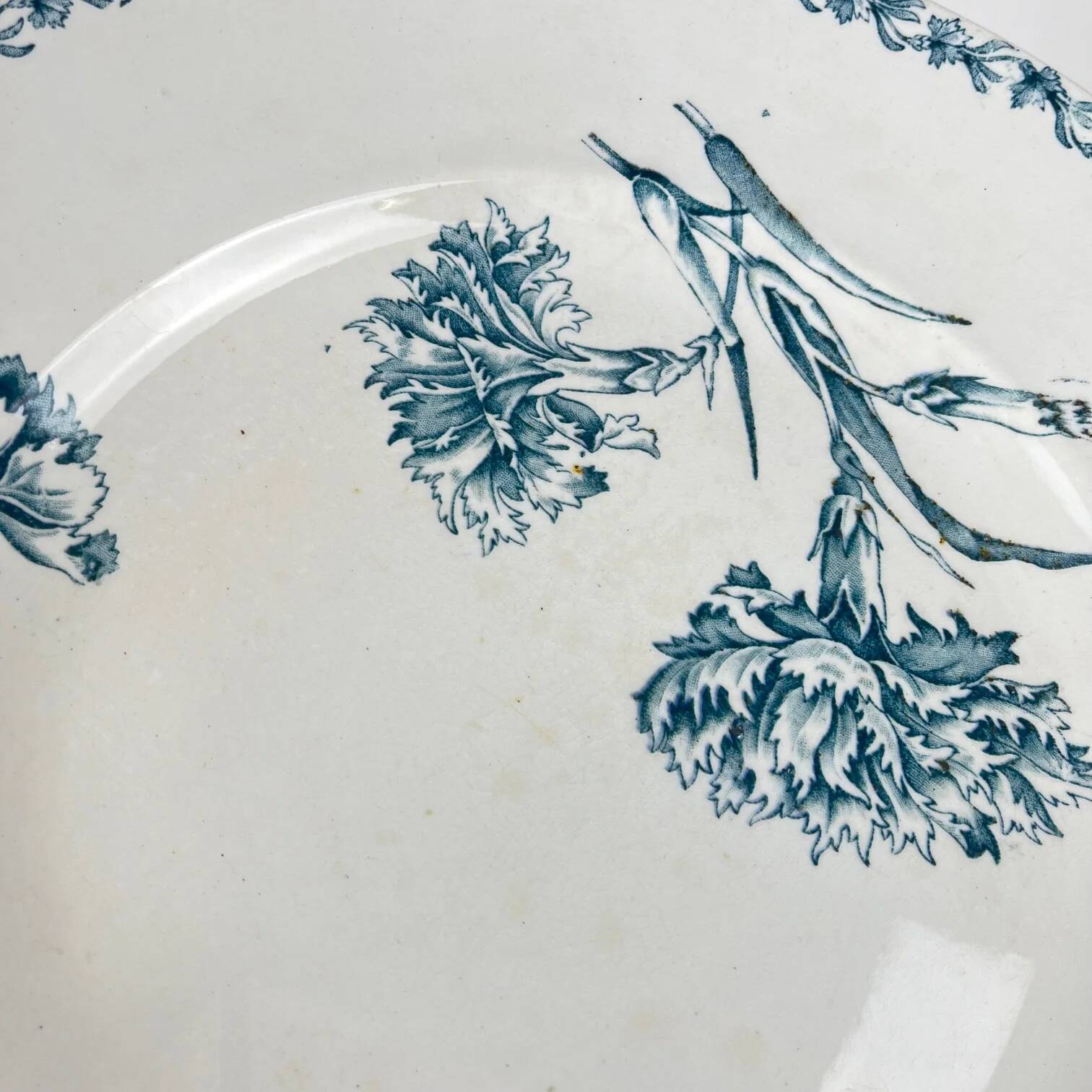 Round plate model "Carnation", KG Lunéville, ironstone, 19th century