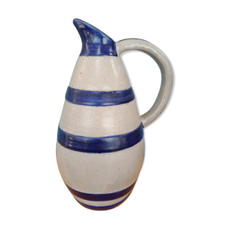Large pitcher vase in Malicorne sandstone signed Roger François