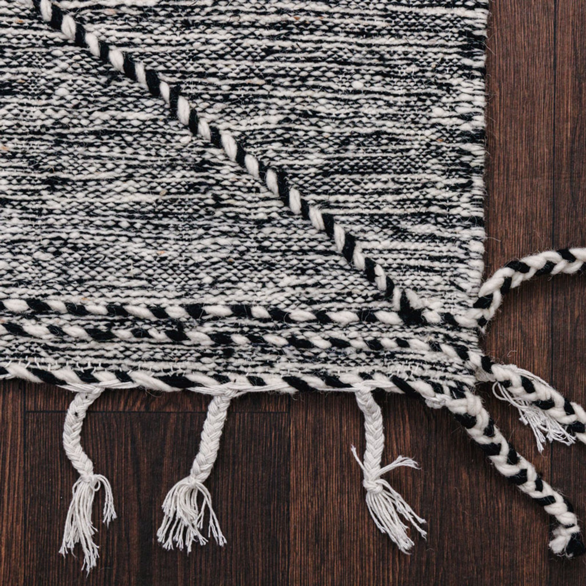 Black Berber rug zanafi 145x260 cm