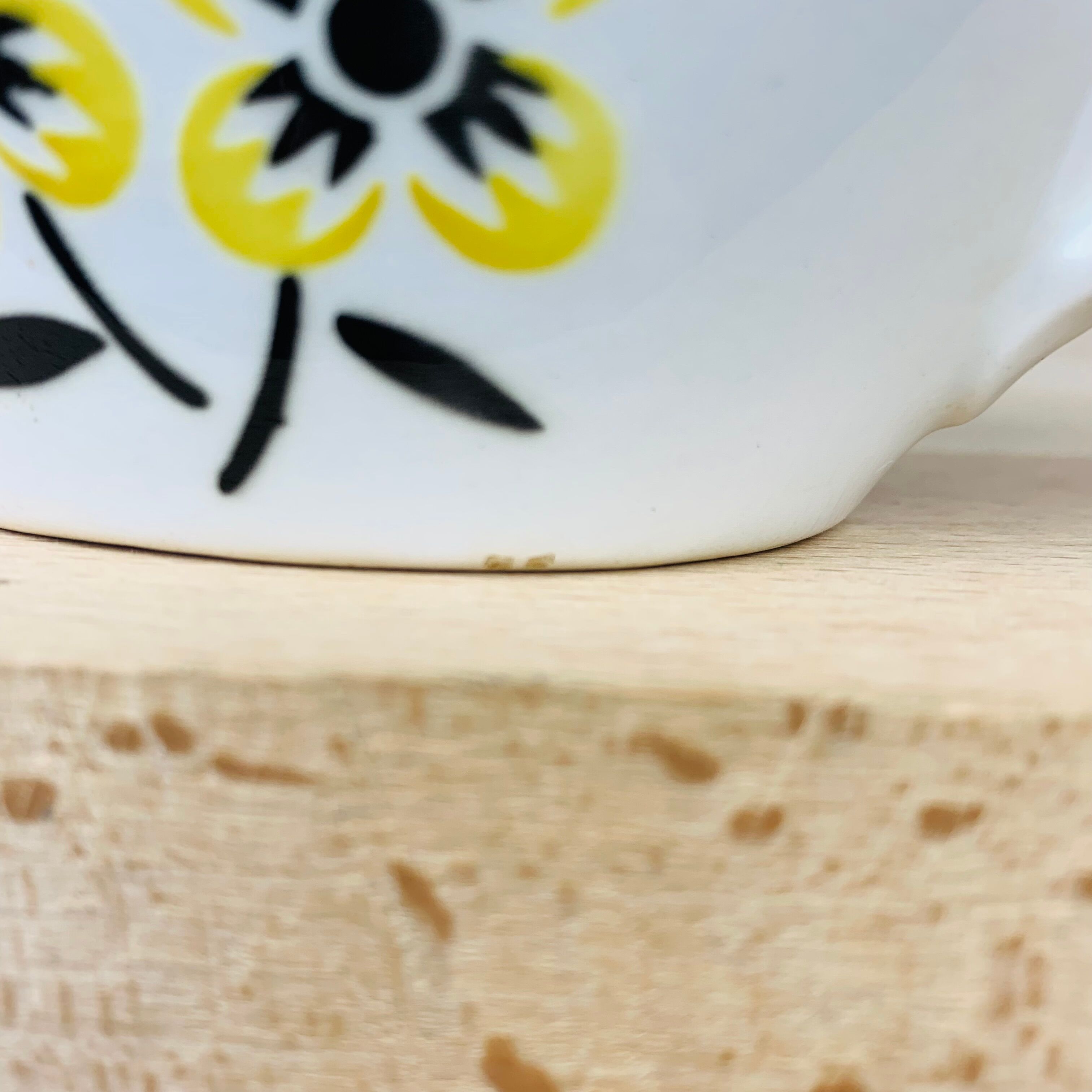 Saucer and two raviers vintage earthenware