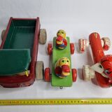 Set of three vintage pulling toys, 50s-60s