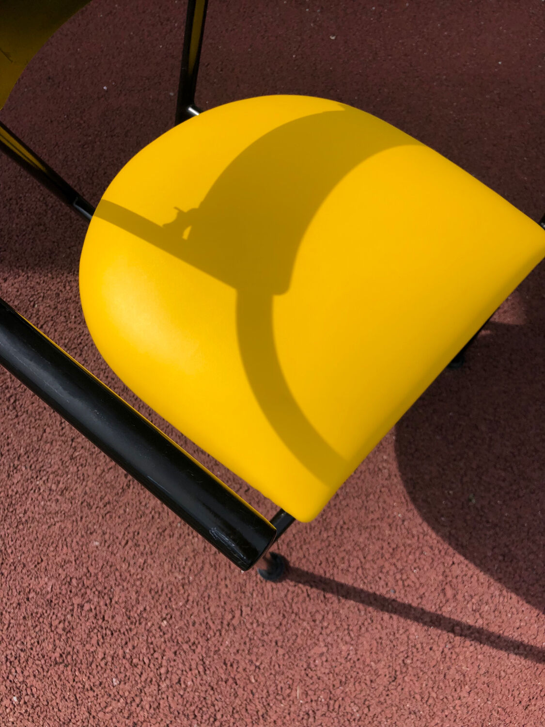 Chaise de bureau tripode, design vers 1980
