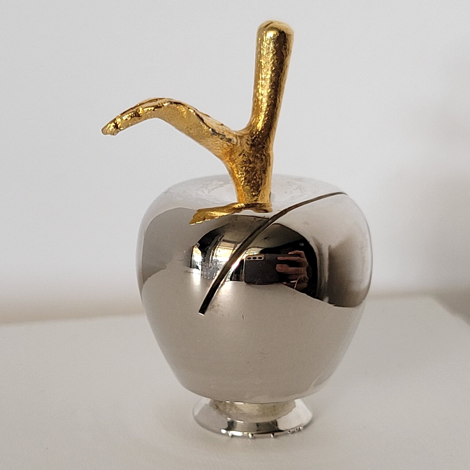 6 brand place label holder for the table in the shape of an apple in silver metal