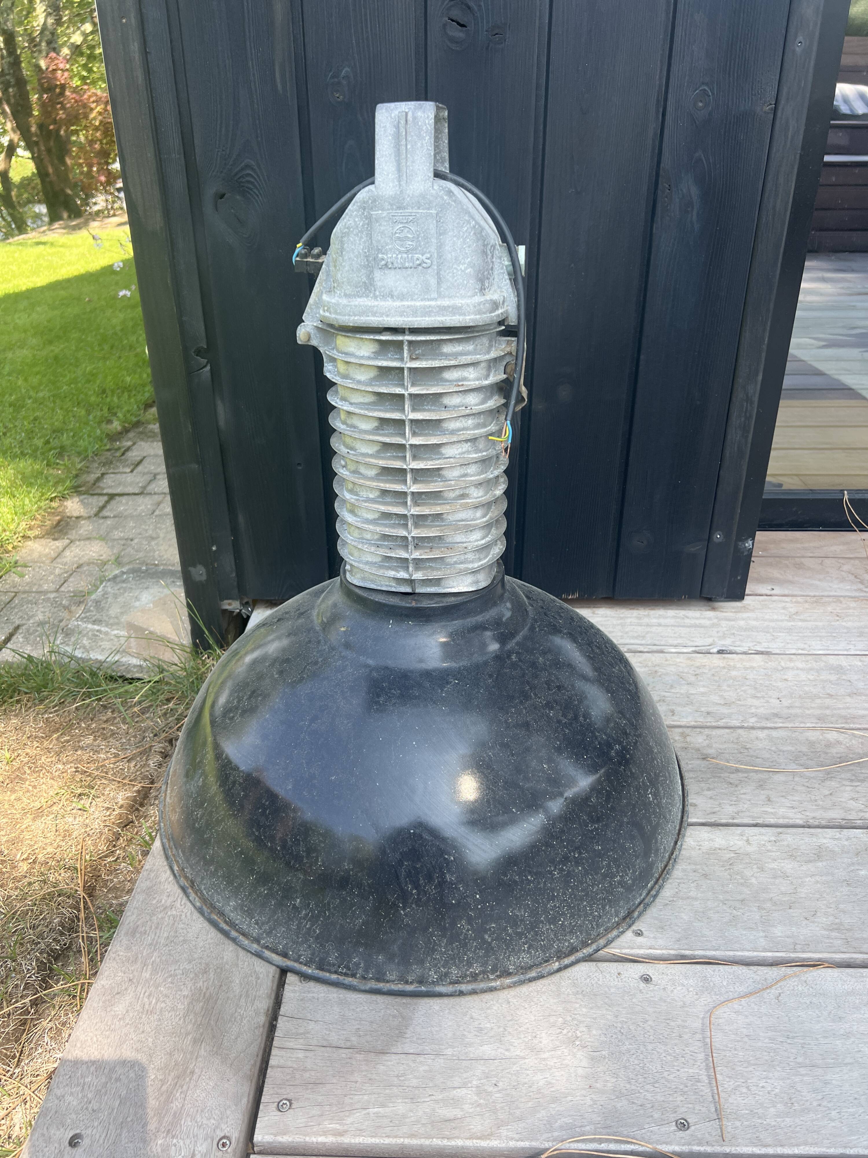 Lampe industrielle