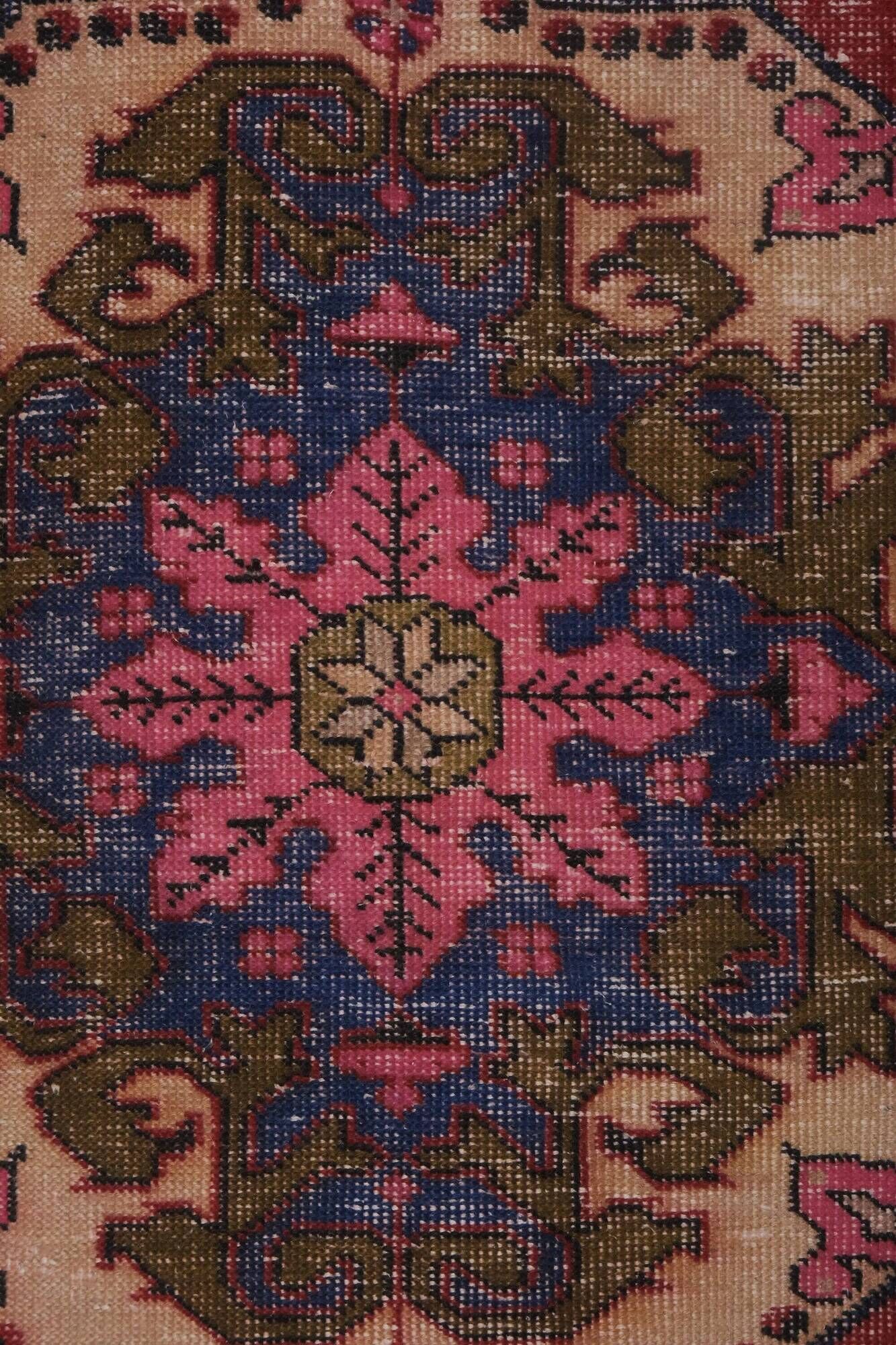 Vintage Turkish Oushak rug 135x220 cm