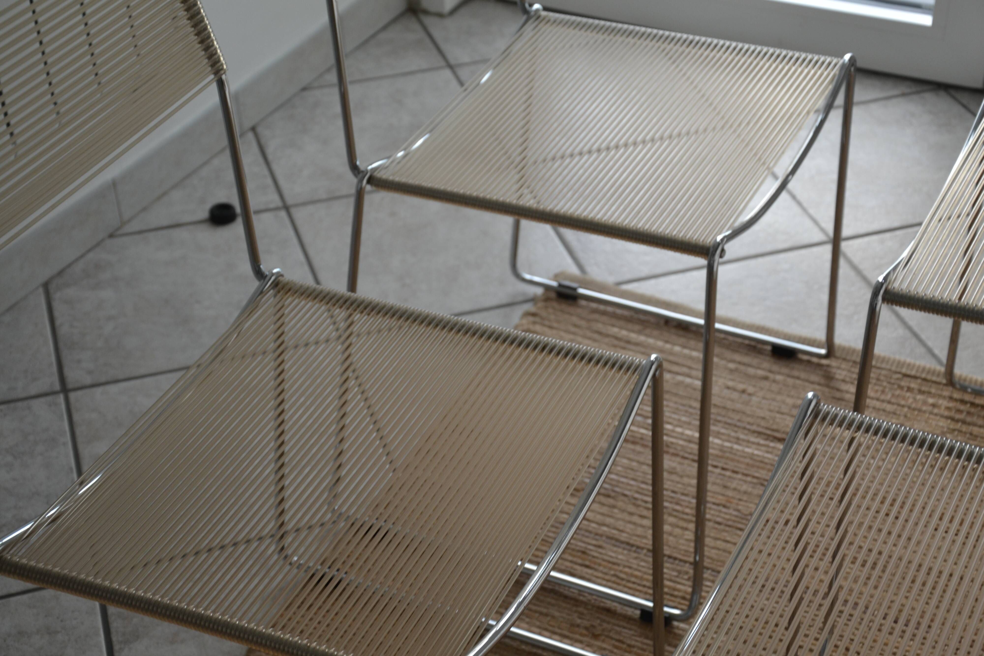 Chaises "spaghetti"  Italie Giandomenico Belotti 1979