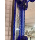 Miroir vénitien octogonal bleu floréal sculpté à la main dans le style du verre de Murano