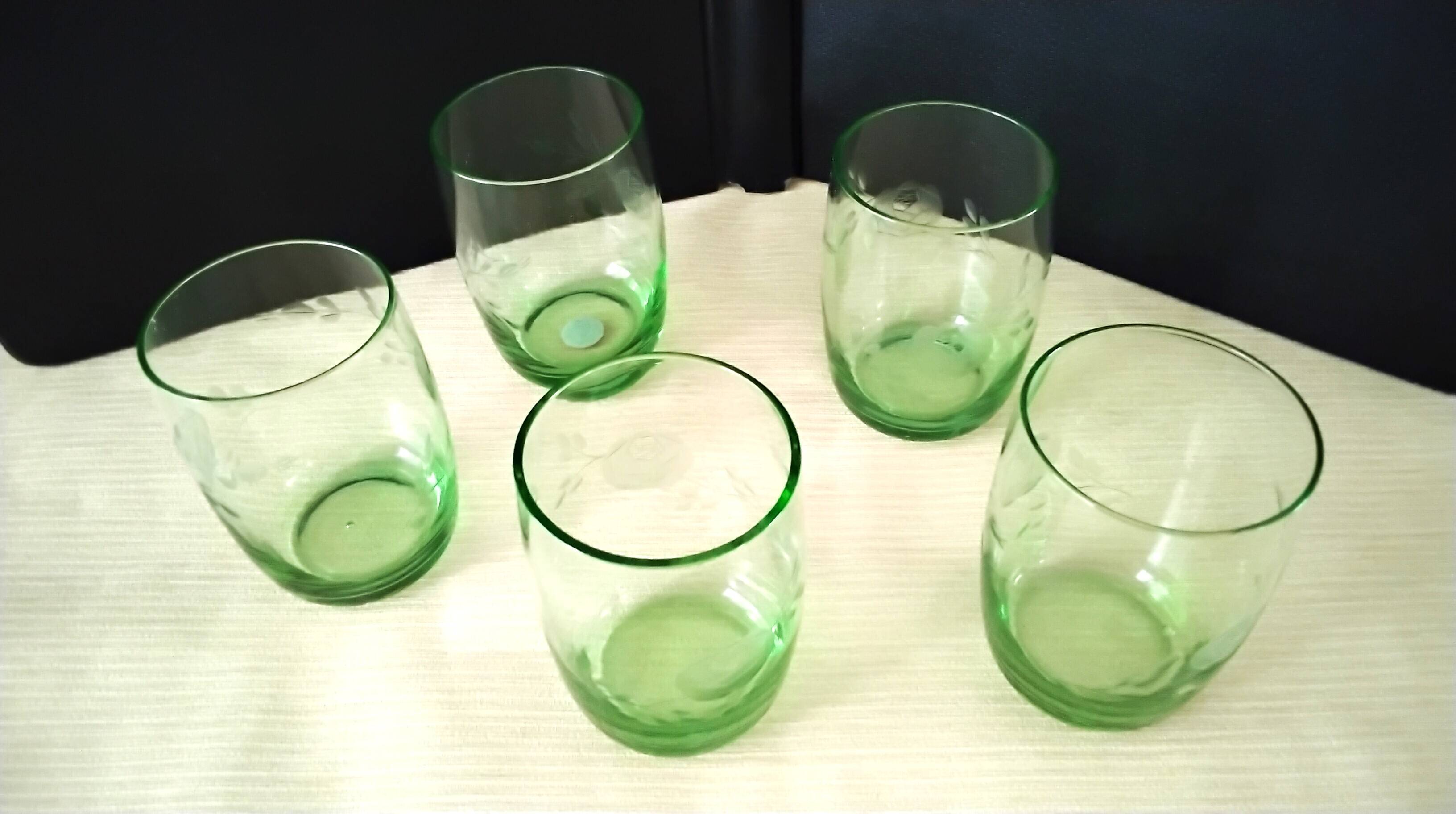 5 glass water tumblers with engraved floral design