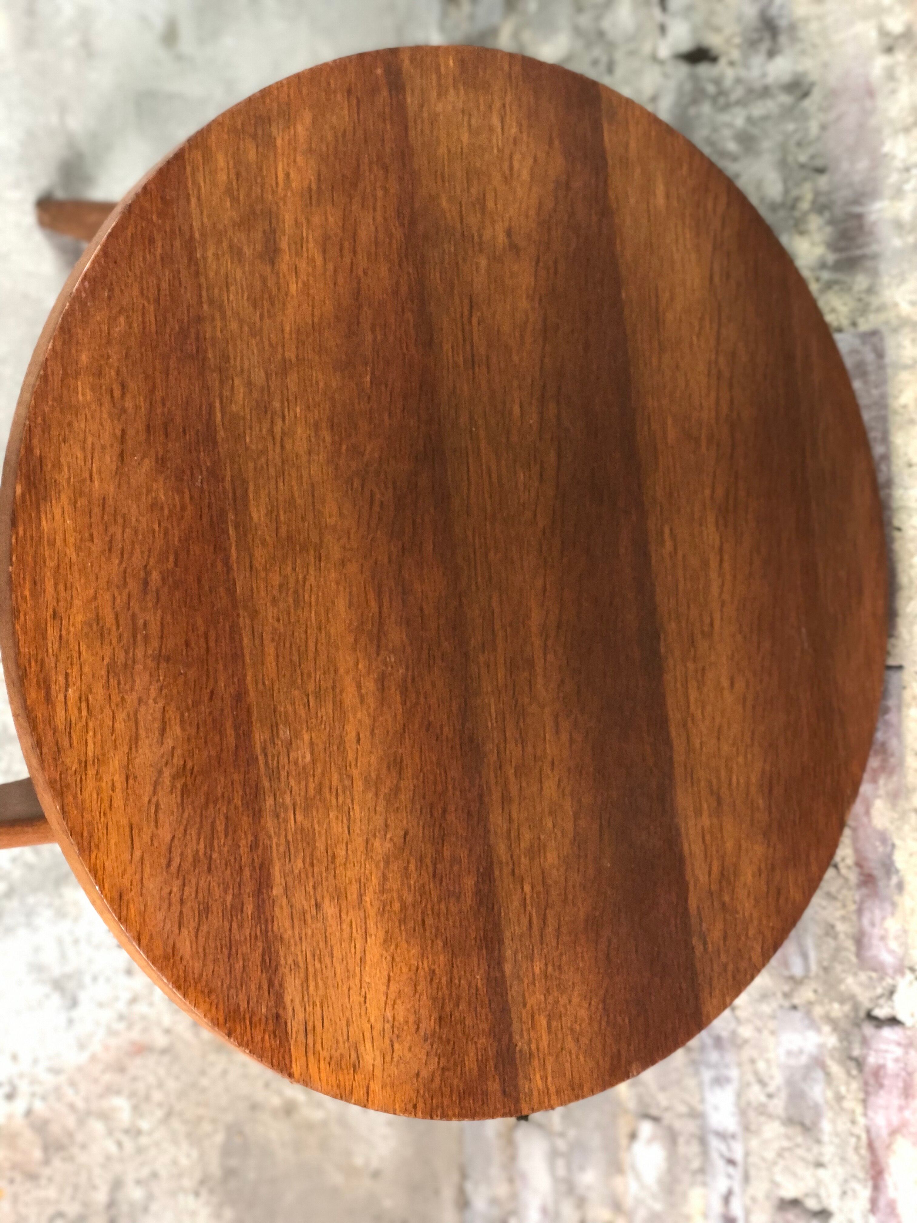 Vintage pedestal table in beech veneer 50'S