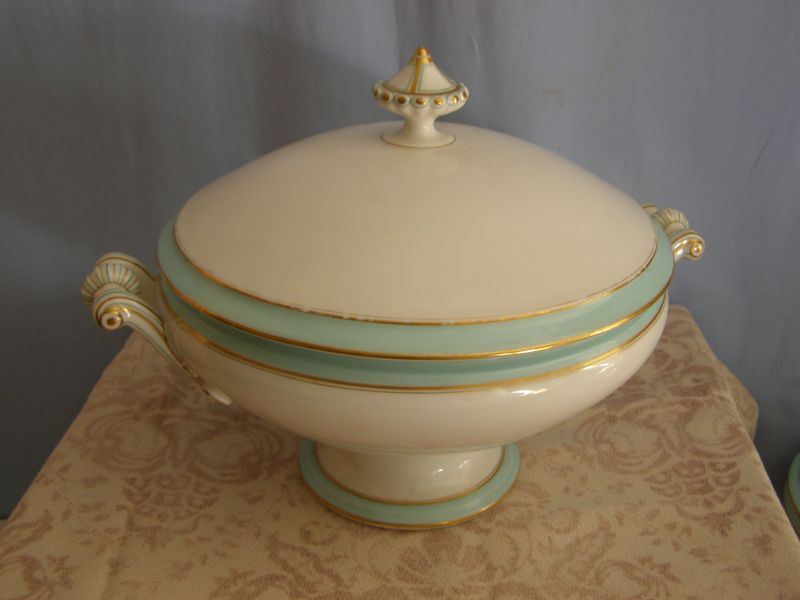 Former porcelain crockery service of Limoges "Ets Bourgeois Paris", 65 pieces