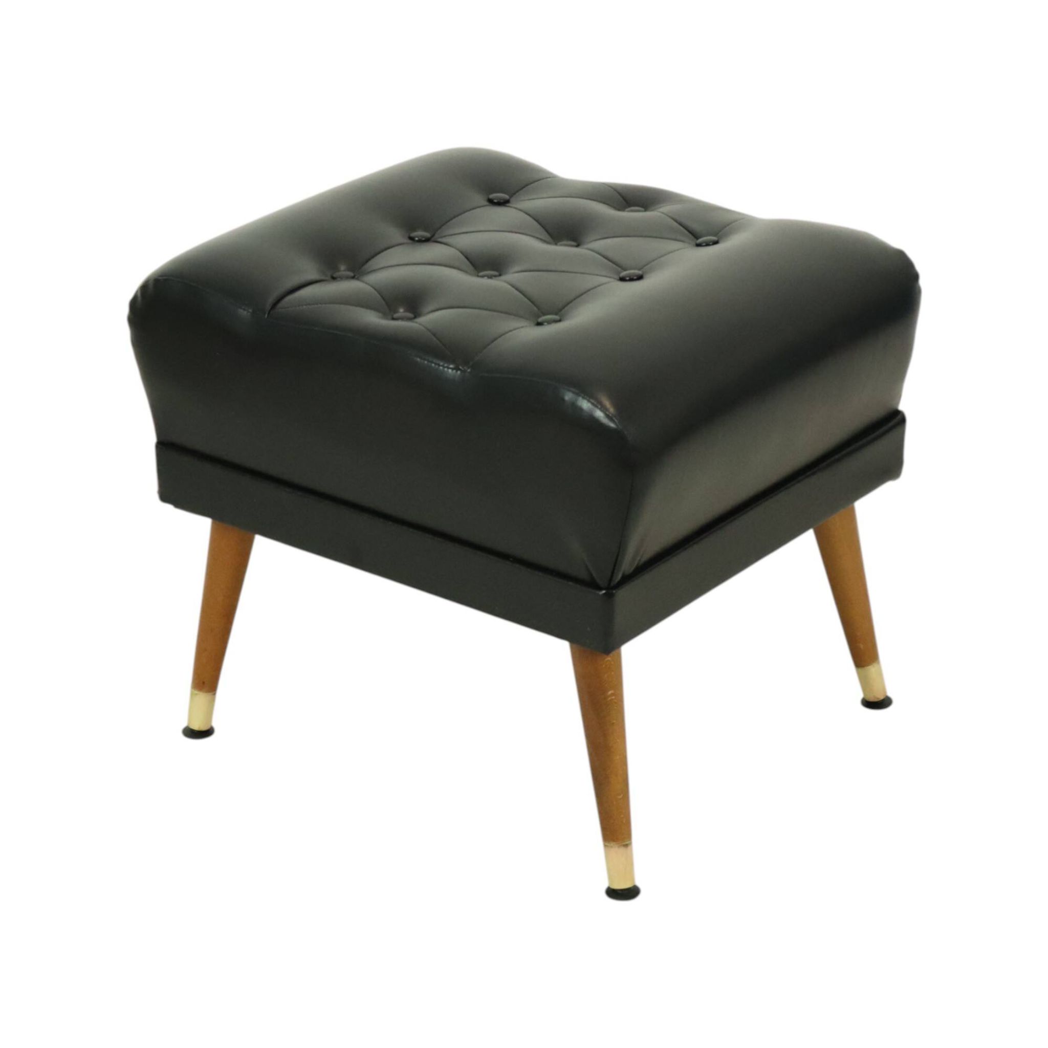 Pouf noir vintage pieds coniques style Chesterfield en skaï