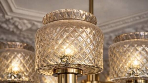 Lustre année 60 en très bon état