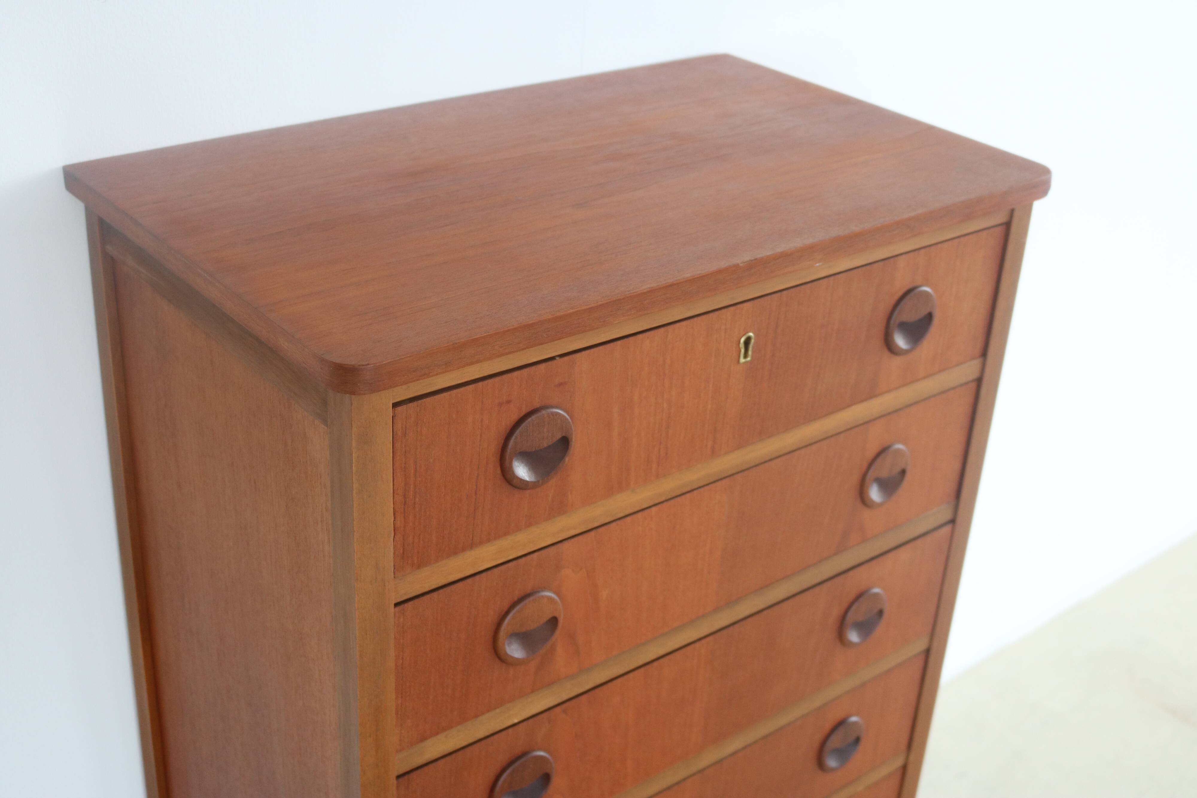 vintage teak chest of drawers
