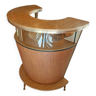 Formica bar