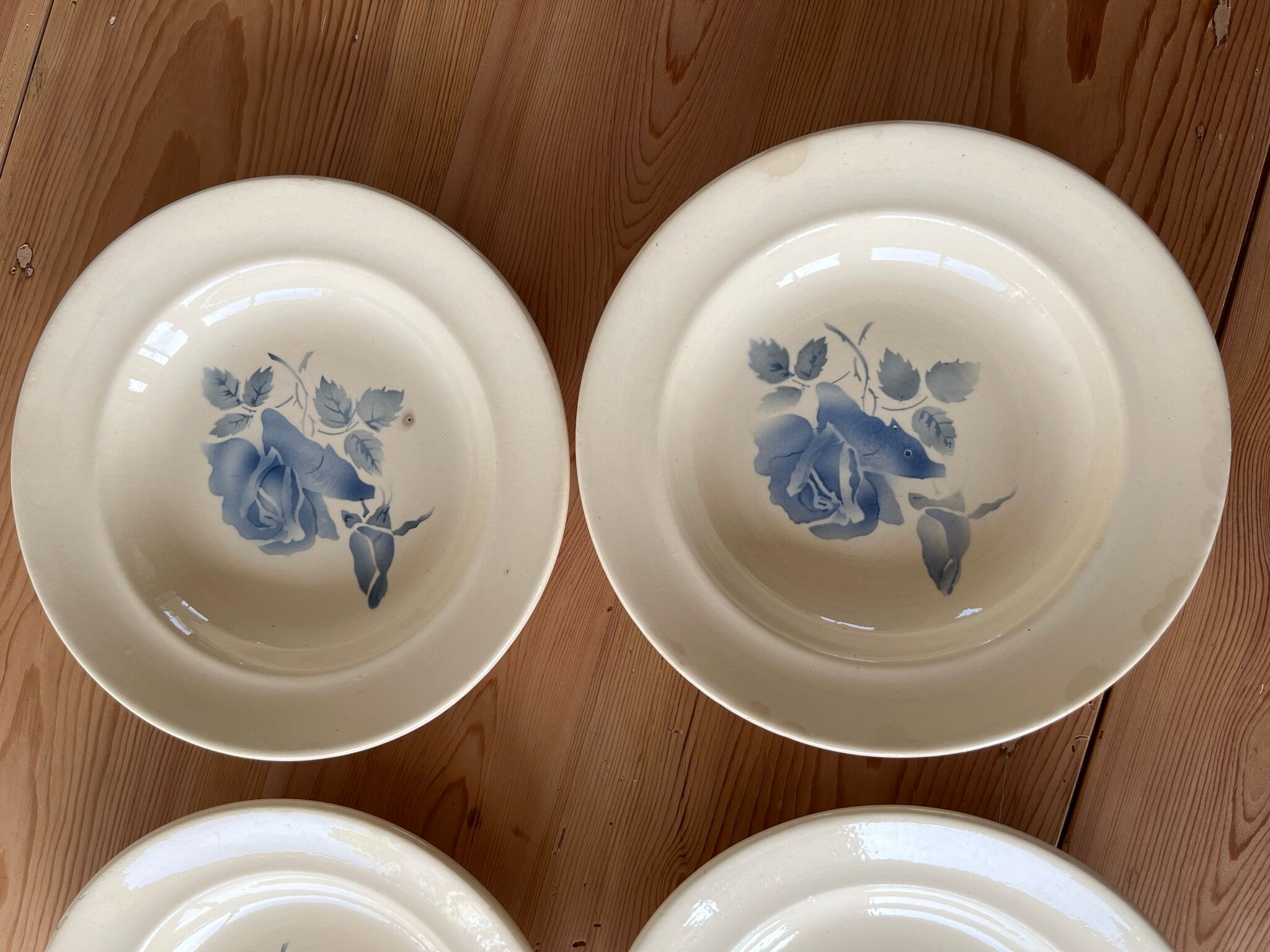 4 old hollow plates Digoin & Sarreguemines "pink pattern"