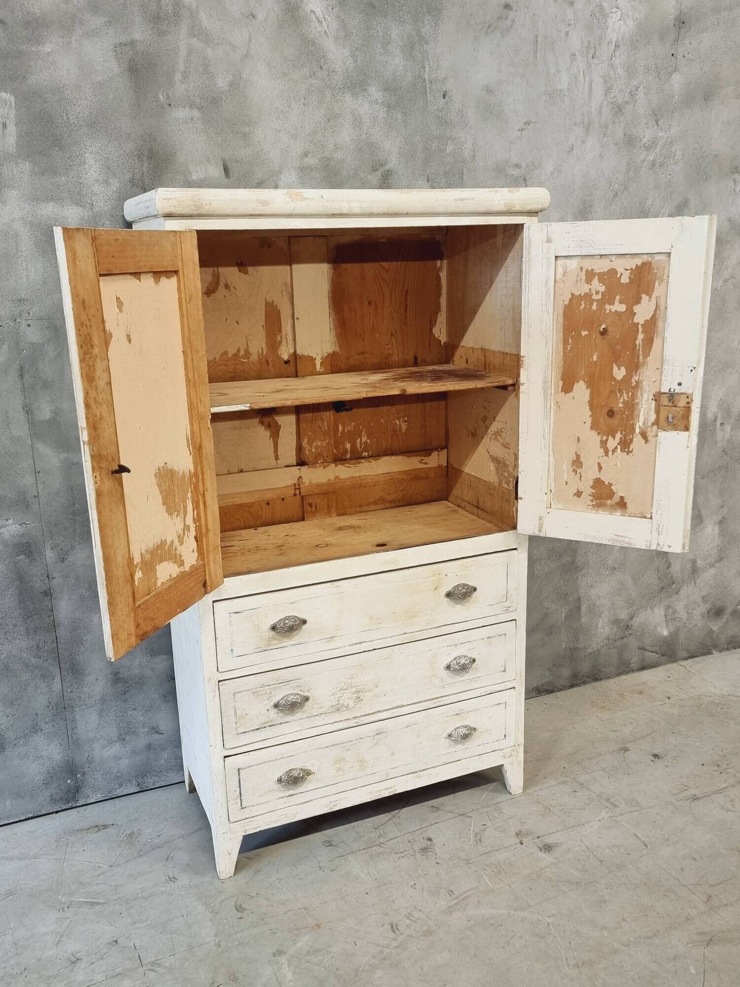 Armoire ancienne française brocante blanche avec tiroirs 83x148 cm