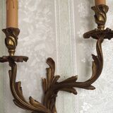 Applique deux feux en bronze à décor de feuilles d'acanthe