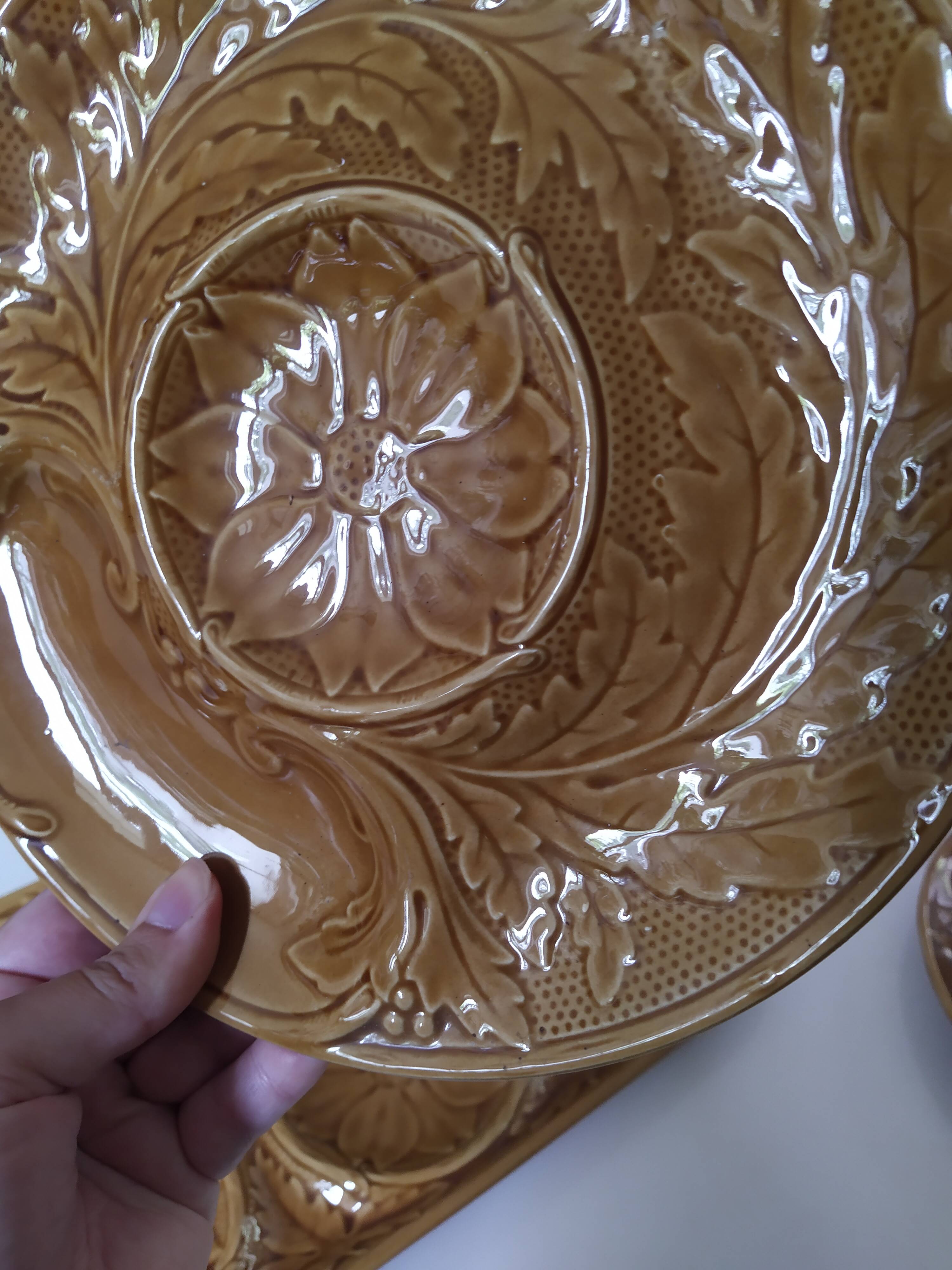 Gien artichoke service