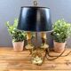 Lampe bouillotte ancienne en bronze – abat-jour métal