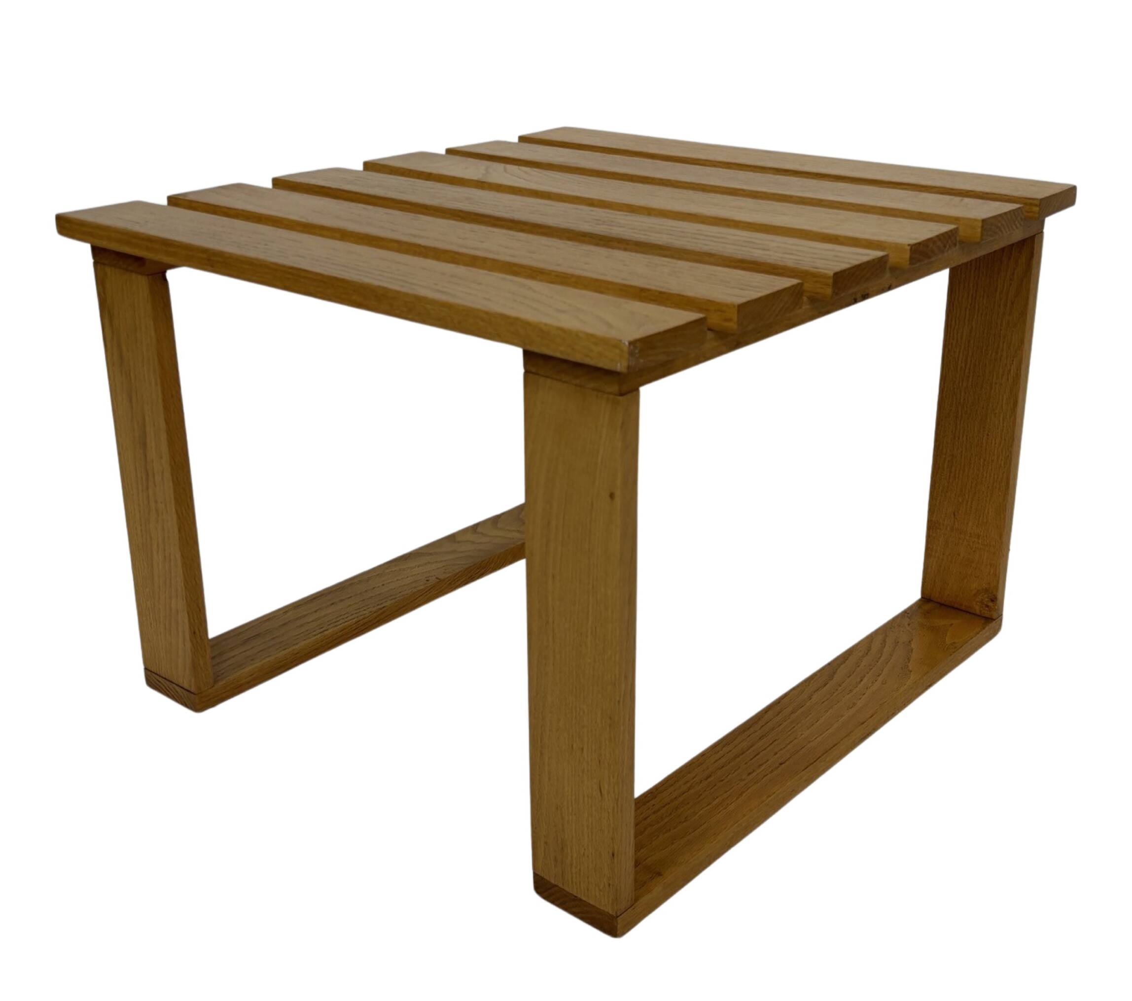 Vintage 1970s coffee table/side table, white oak slats slatted design