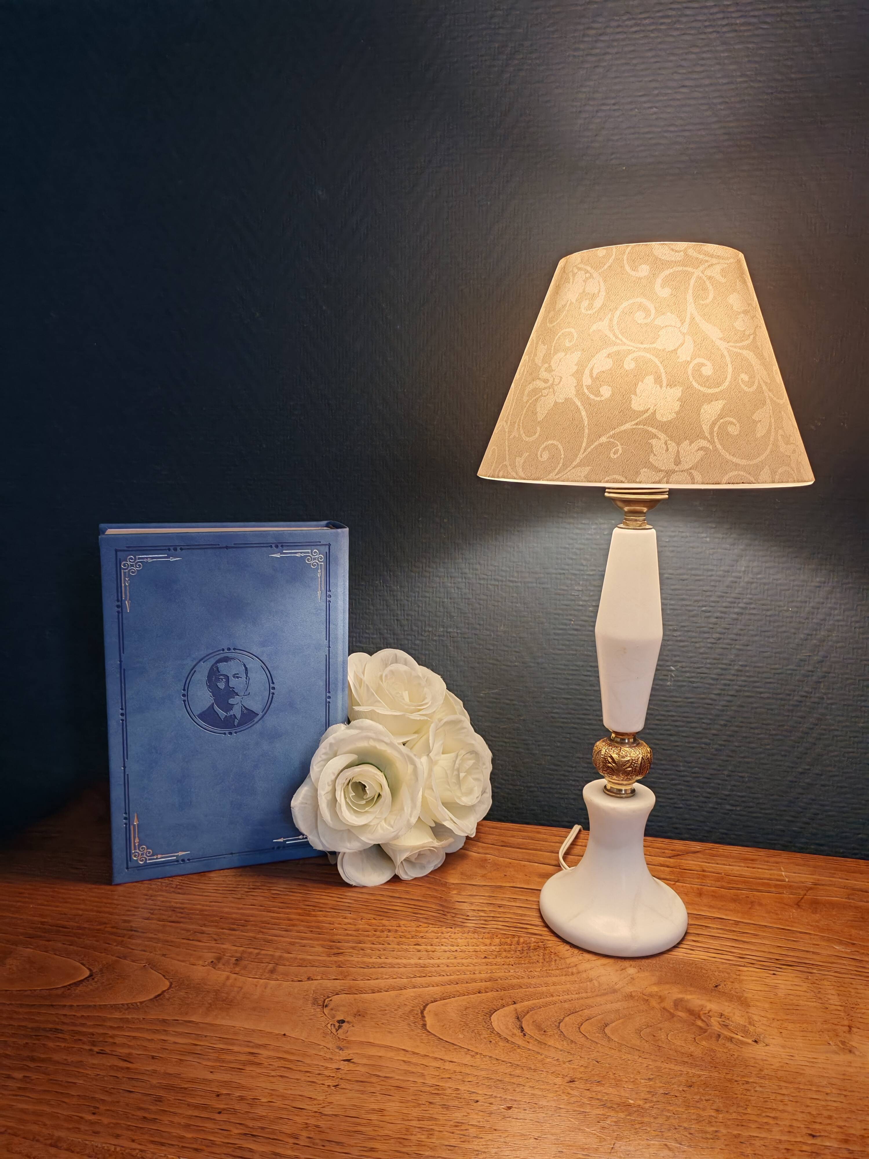 Vintage Table Lamp in White Marble and Brass