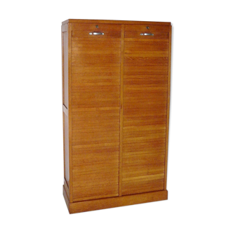 Double curtain cabinet cabinet with 50s