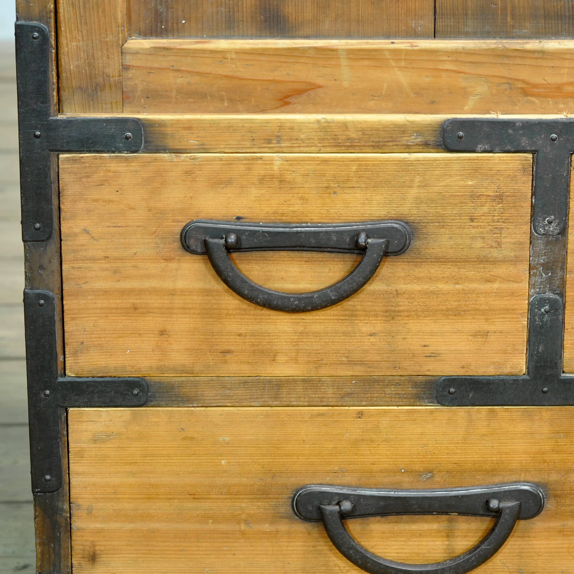 Japanese Tansu chest of drawers, circa 1900