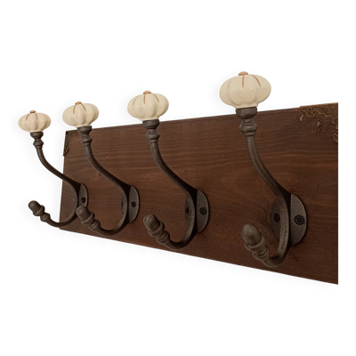 Porte manteau mural bois crochet fonte et céramique - fait main
