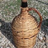 Wicker demijohn