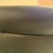 3-seater navy blue leather sofa, design by De Sede DS10, vintage 90s.