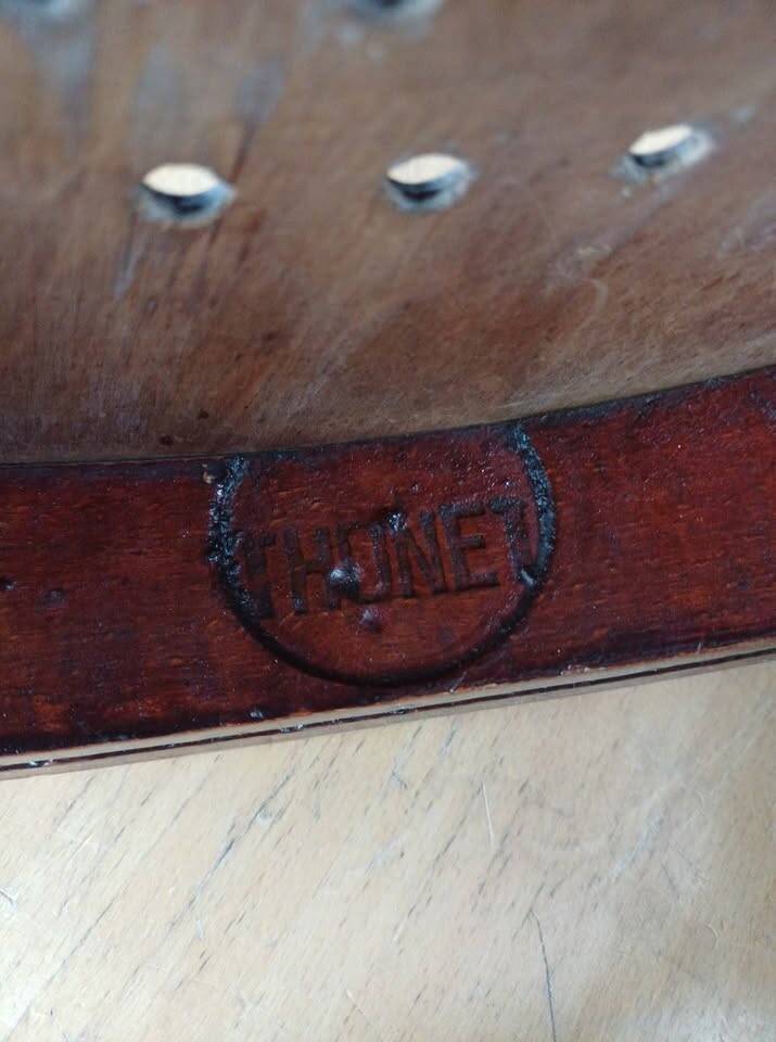 Beautiful Thonet chair n14