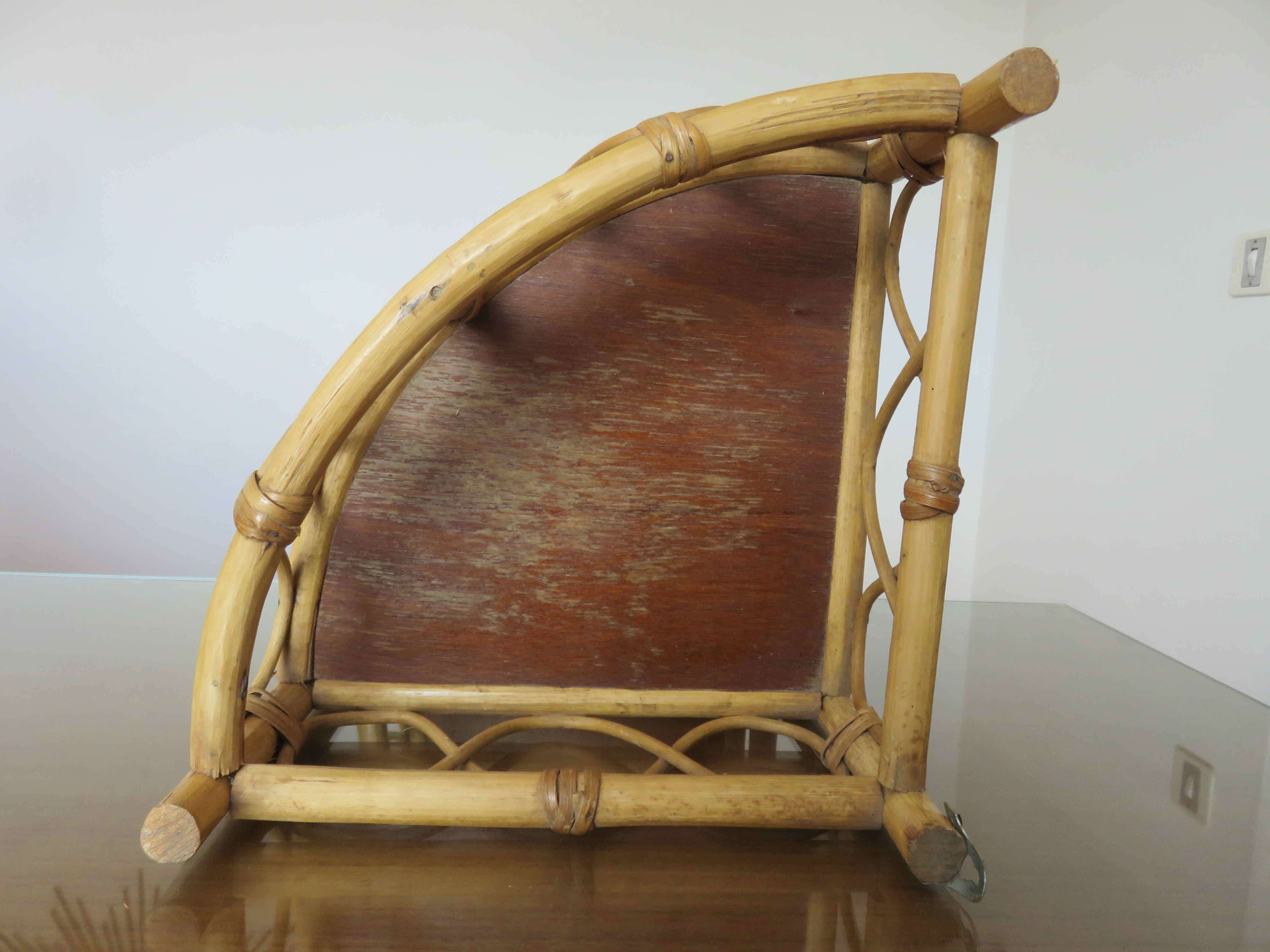 Rattan corner shelf 60s 70s