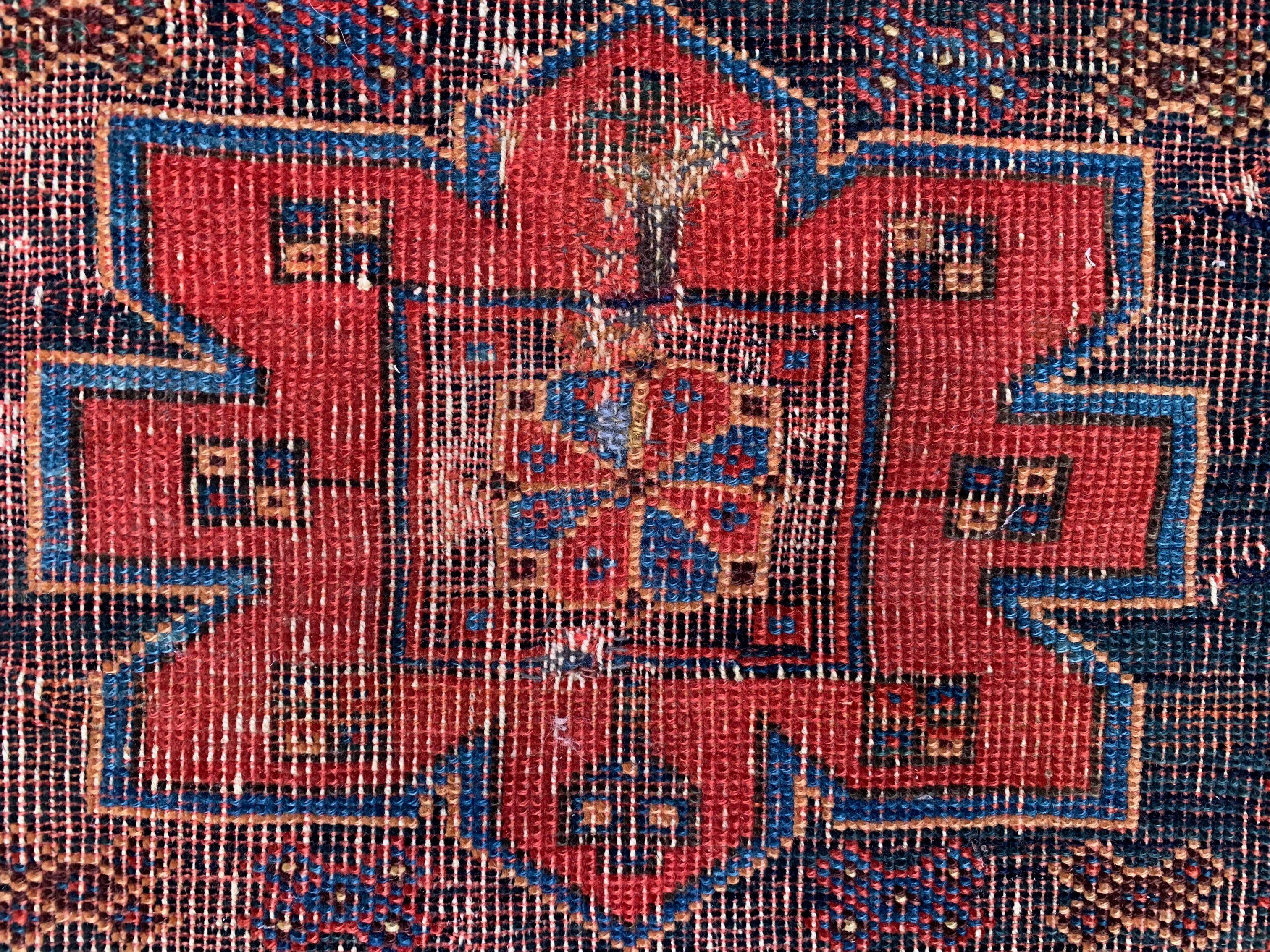 Vintage Kamseh Rug 130x97 cm, small, Tribal oriental Carpet truly Shabby Chic