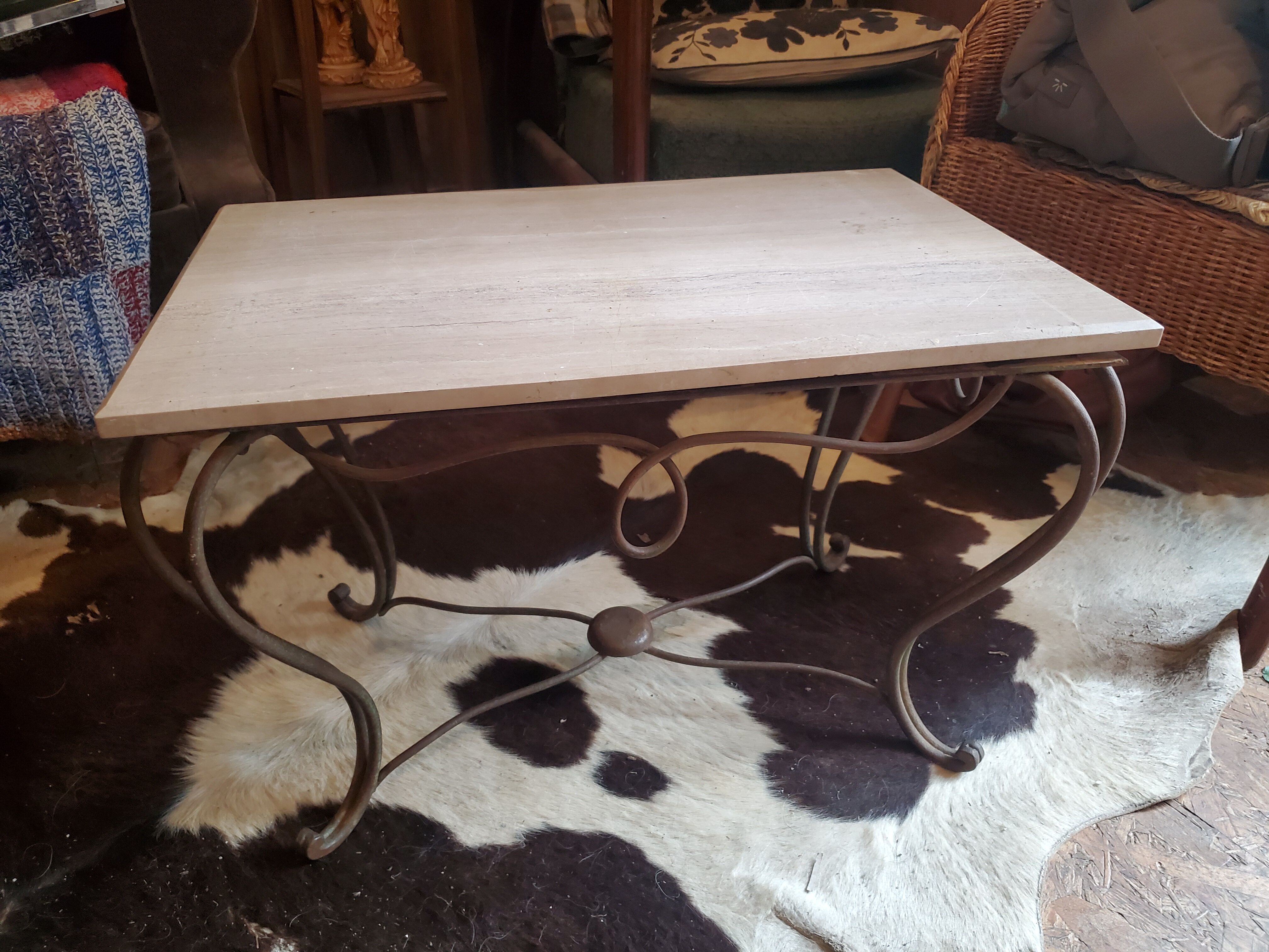 Table salon travertin