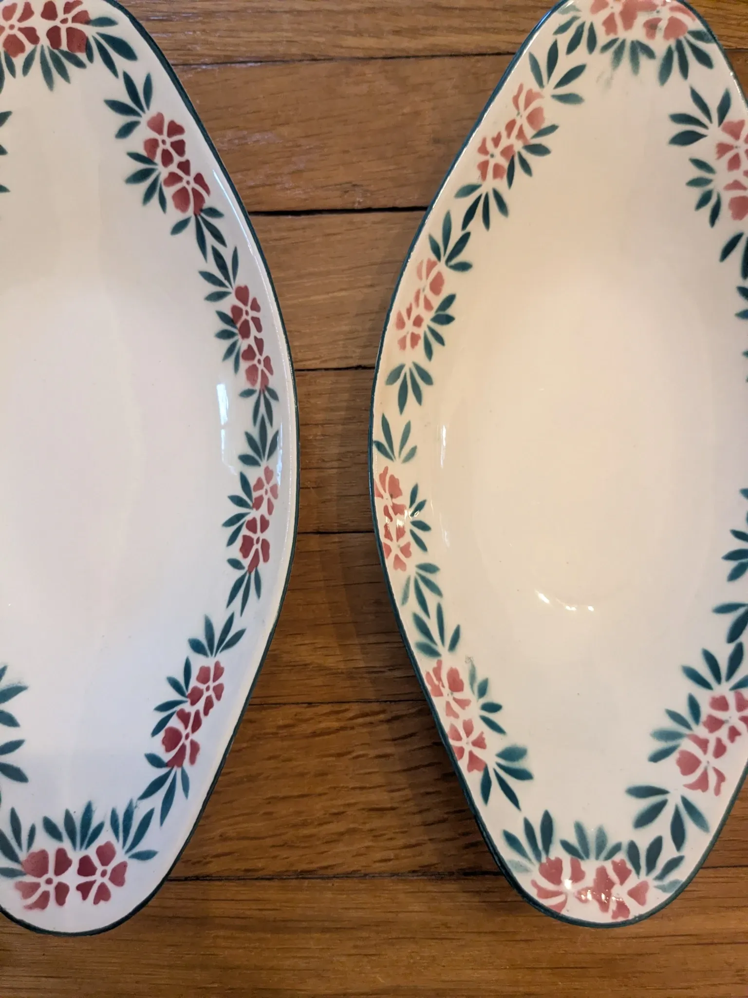 Pair of Nimy dishes